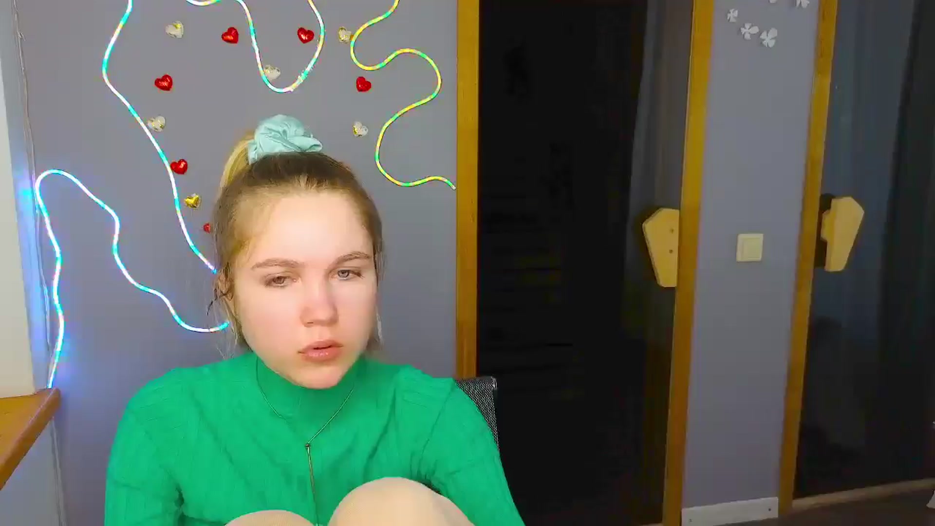 Gallery image thumbnail from Kate_Lewiss's myfreecams stream on, 02/23/2025, 11:07 image 18 of 20