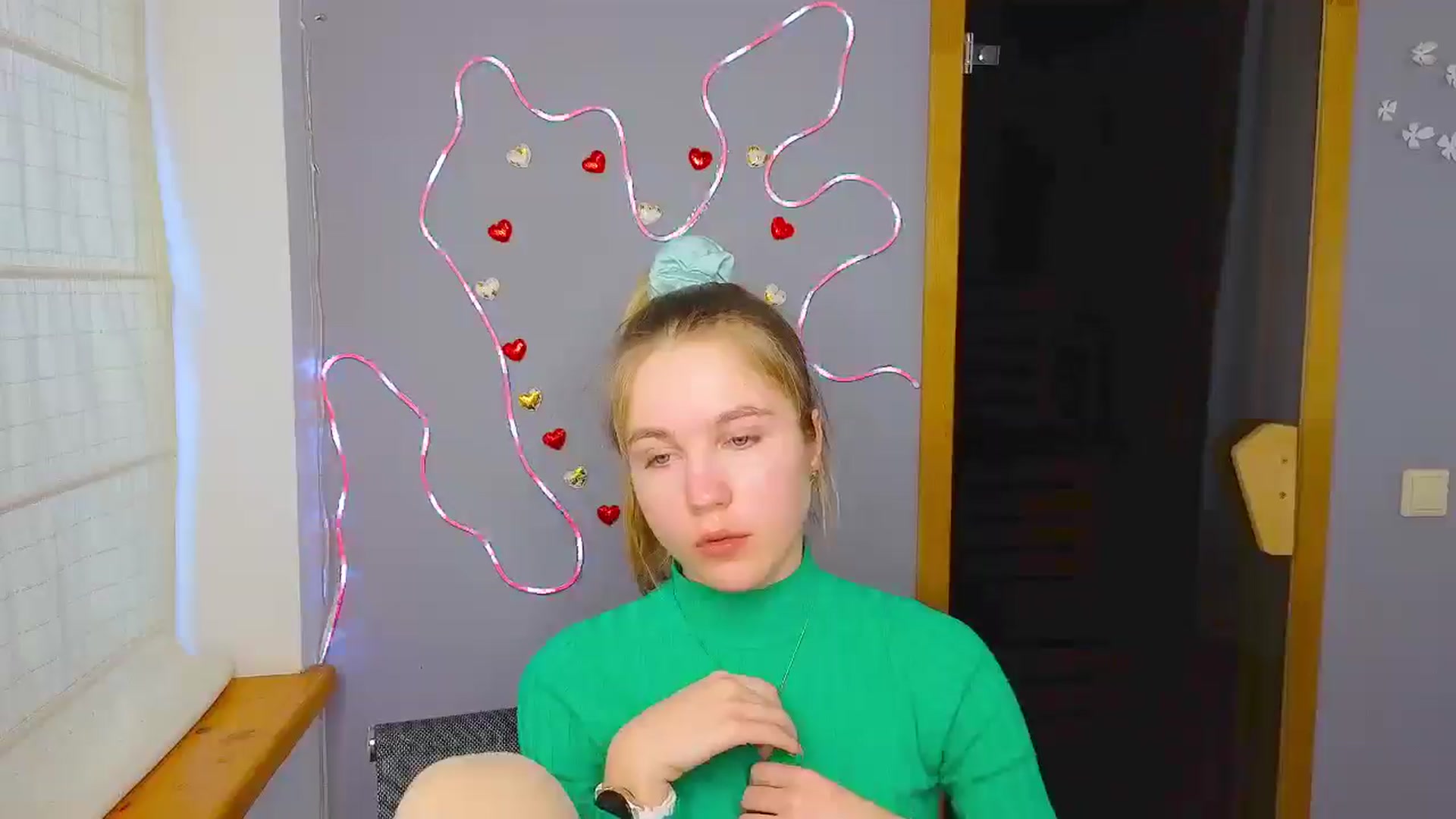 Gallery image thumbnail from Kate_Lewiss's myfreecams stream on, 02/23/2025, 12:01 image 11 of 20