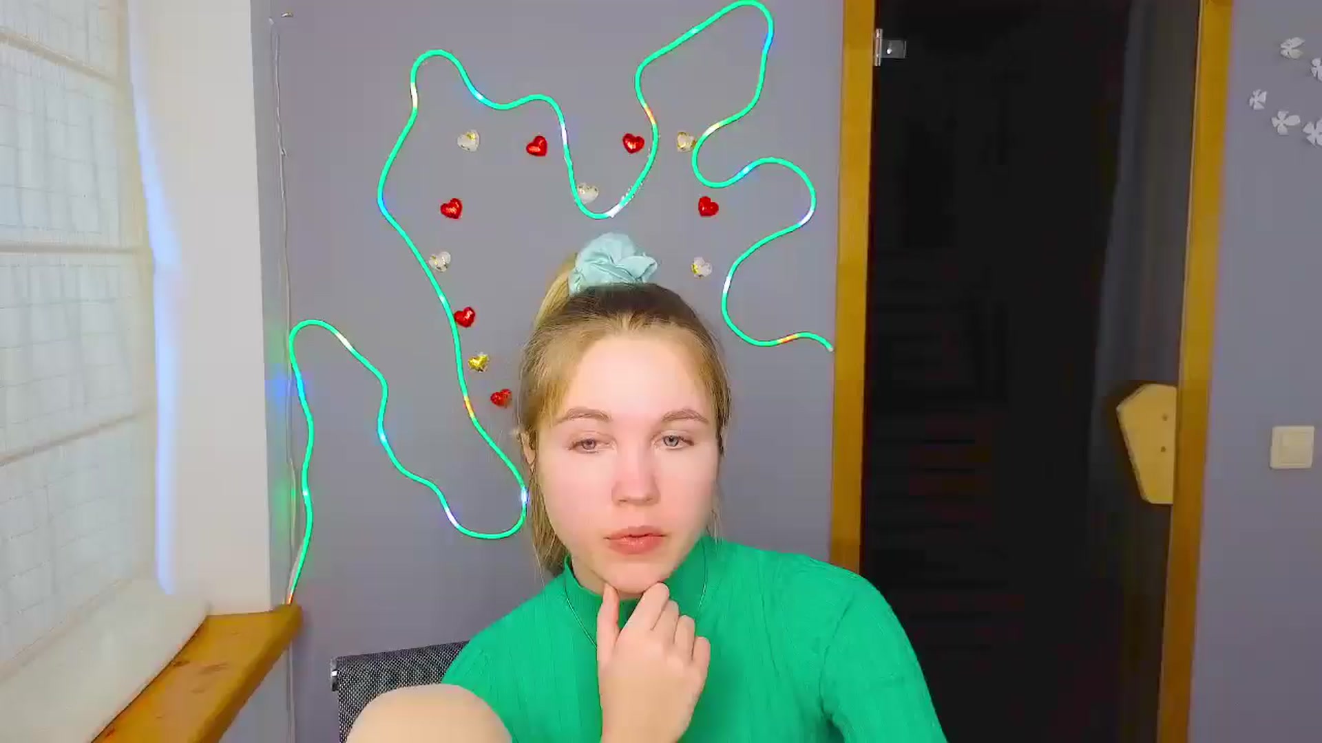 Gallery image thumbnail from Kate_Lewiss's myfreecams stream on, 02/23/2025, 12:01 image 14 of 20