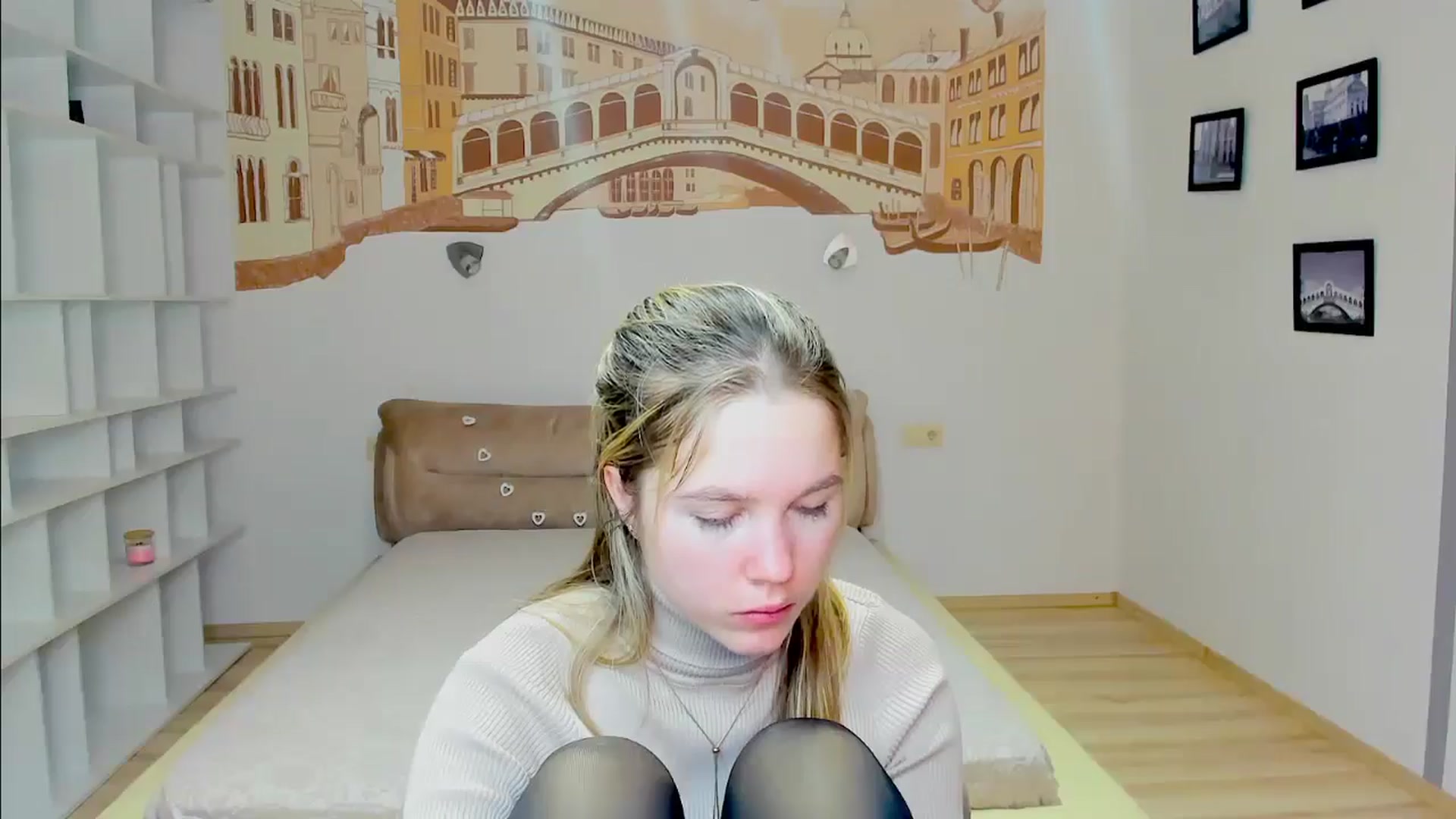 Gallery image thumbnail from Kate_Lewiss's myfreecams stream on, 02/24/2025, 12:02 image 12 of 20
