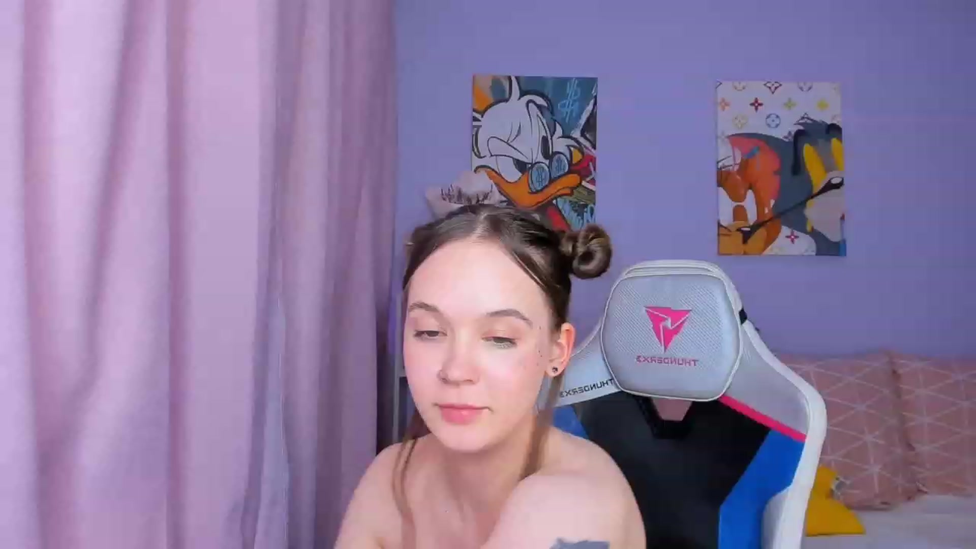 Gallery image thumbnail from Kate_Young's myfreecams stream on, 04/16/2023, 10:28 image 19 of 20