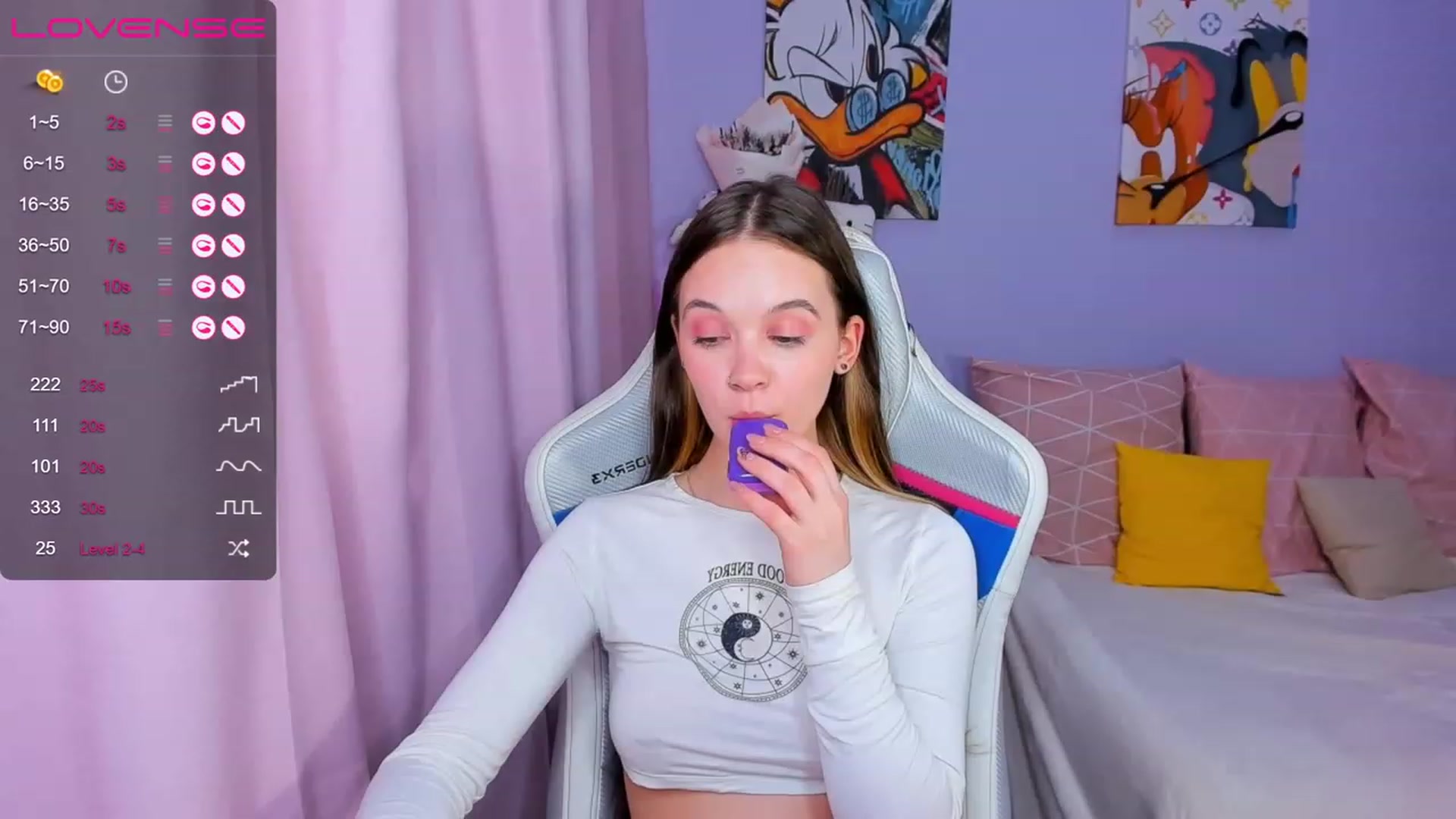 Gallery image thumbnail from Kate_Young's myfreecams stream on, 04/20/2023, 10:04 image 11 of 20