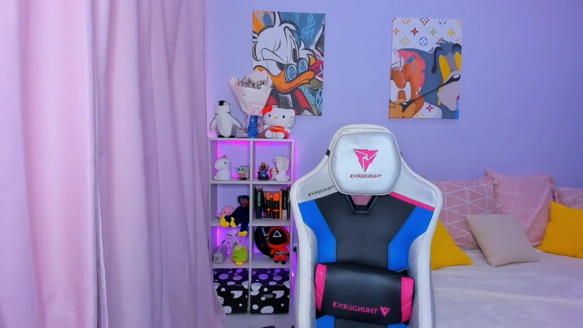 Gallery image thumbnail from Kate_Young's myfreecams stream on, 04/29/2023, 10:03 image 12 of 20