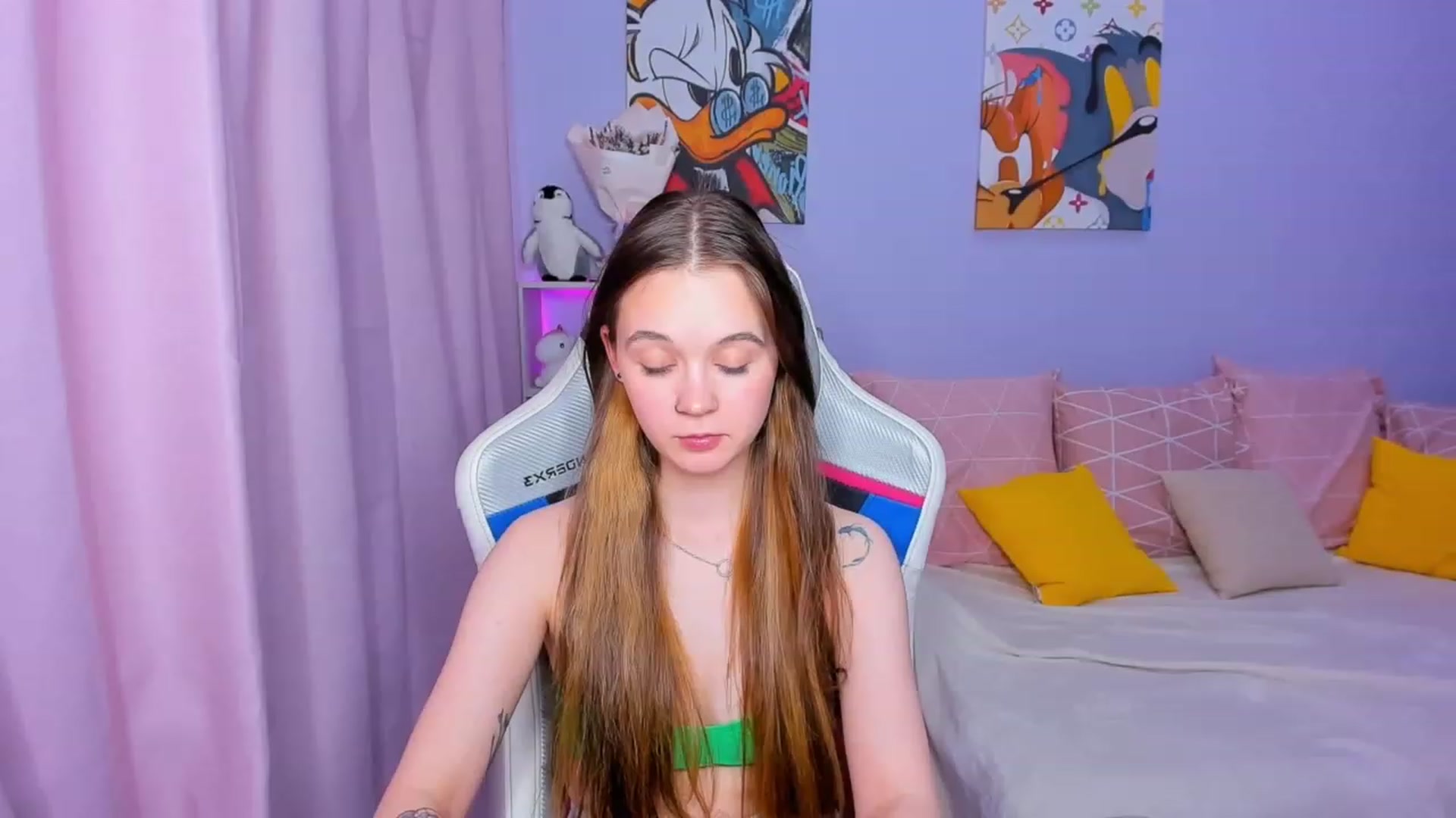 Gallery image thumbnail from Kate_Young's myfreecams stream on, 04/29/2023, 11:44 image 4 of 20