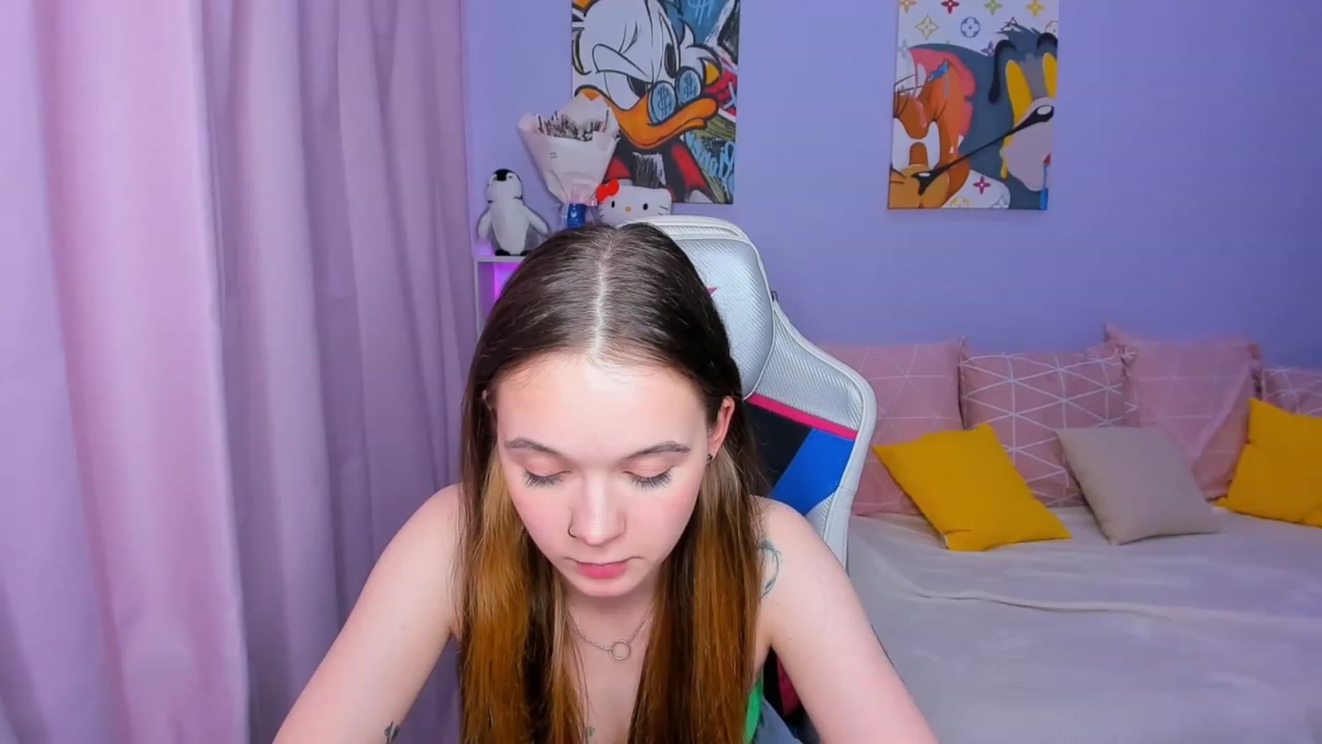 Gallery image thumbnail from Kate_Young's myfreecams stream on, 04/29/2023, 11:44 image 10 of 20