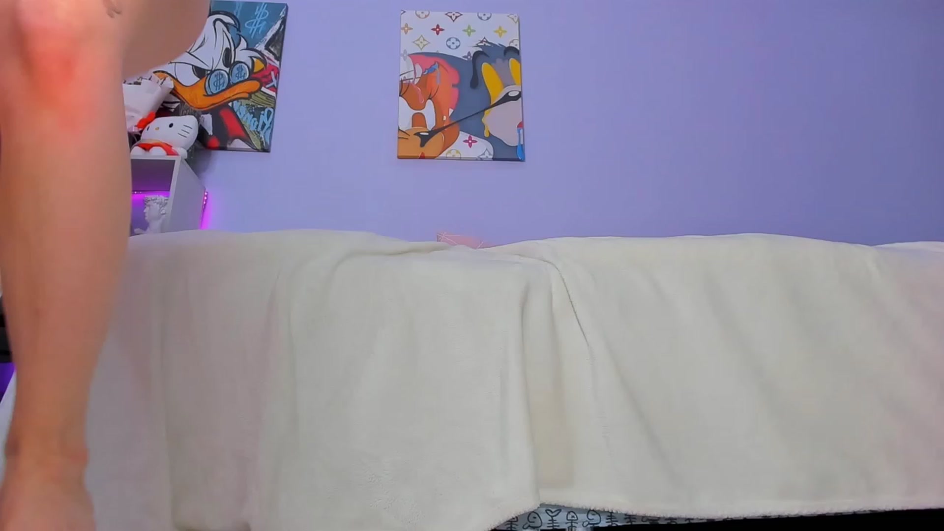 Gallery image thumbnail from Kate_Young's myfreecams stream on, 05/03/2023, 08:34 image 15 of 20