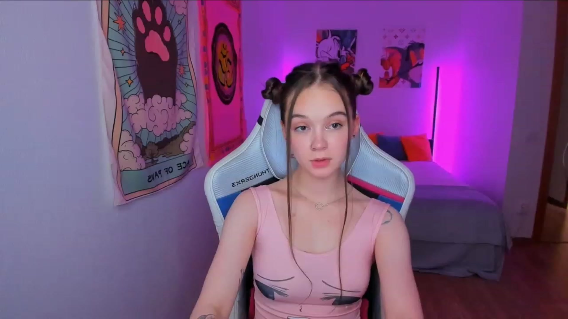 Gallery image thumbnail from Kate_Young's myfreecams stream on, 06/21/2023, 04:43 image 3 of 20
