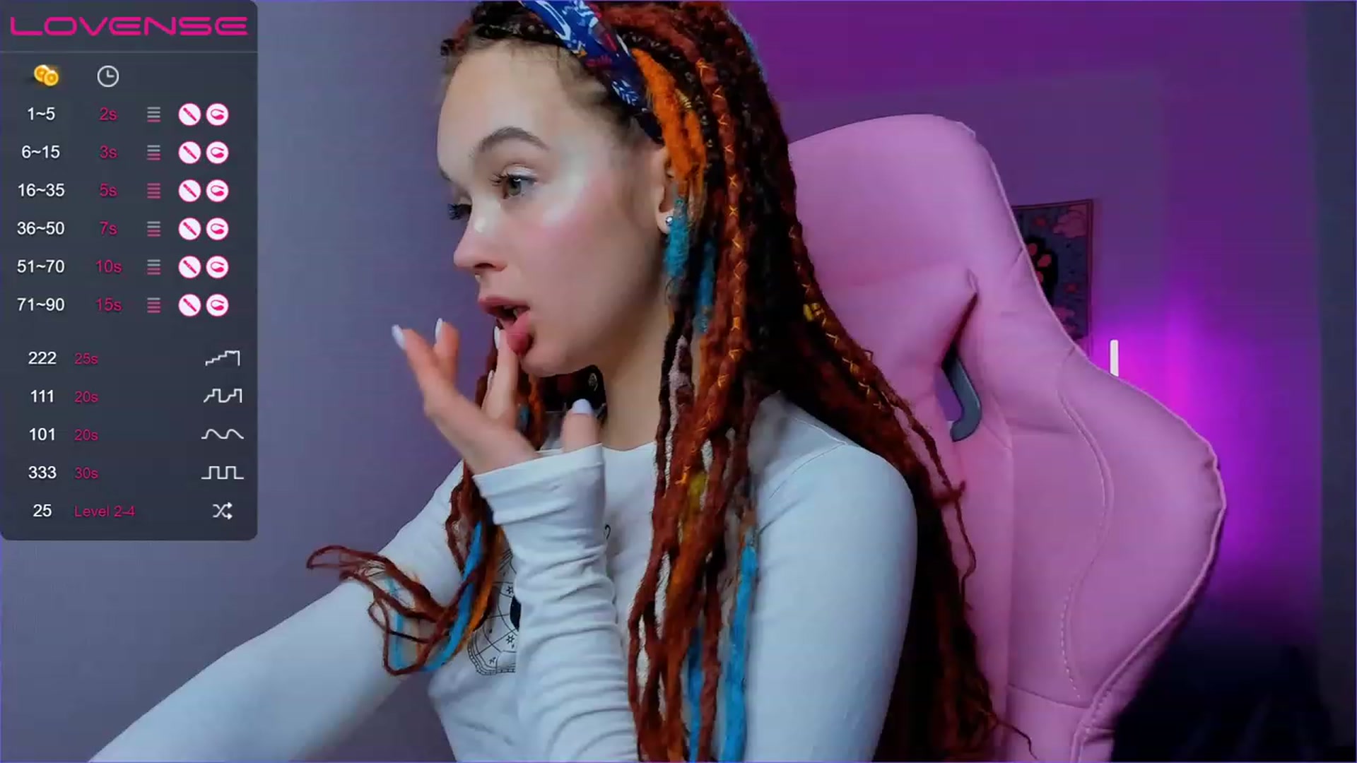 Gallery image thumbnail from Kate_Young's myfreecams stream on, 07/17/2023, 04:16 image 1 of 20