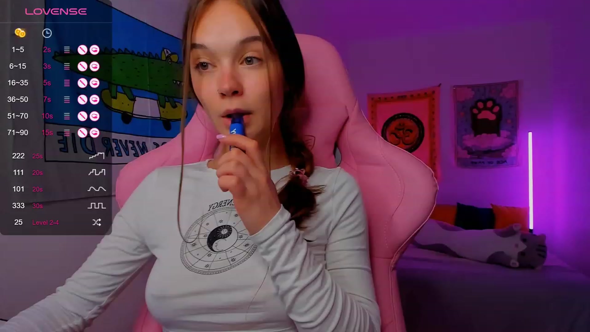 Gallery image thumbnail from Kate_Young's myfreecams stream on, 08/18/2023, 06:57 image 12 of 20