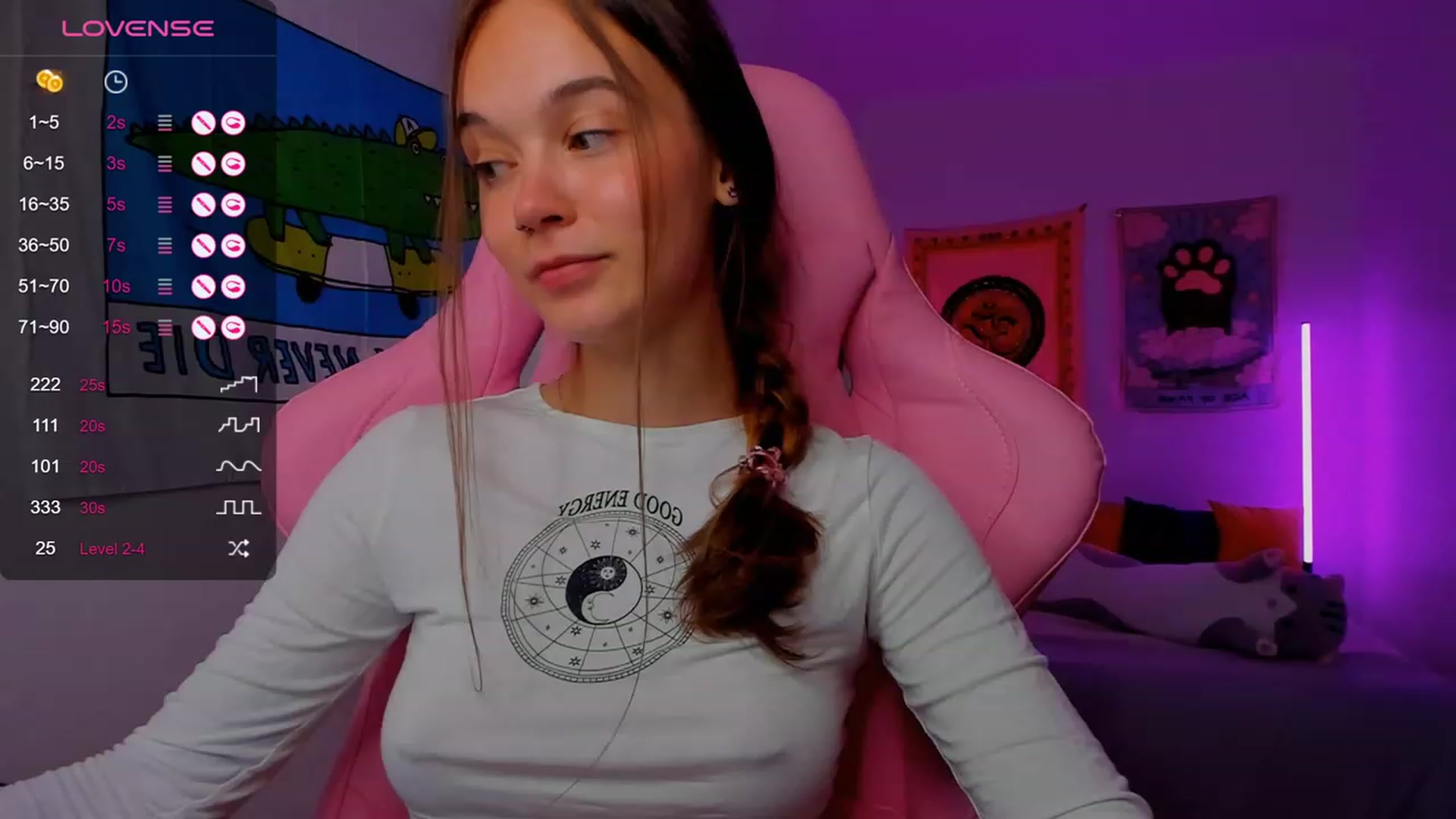 Gallery image thumbnail from Kate_Young's myfreecams stream on, 08/18/2023, 06:57 image 14 of 20