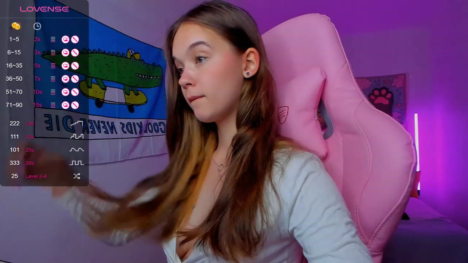 Gallery image thumbnail from Kate_Young's myfreecams stream on, 08/21/2023, 06:32 image 11 of 20