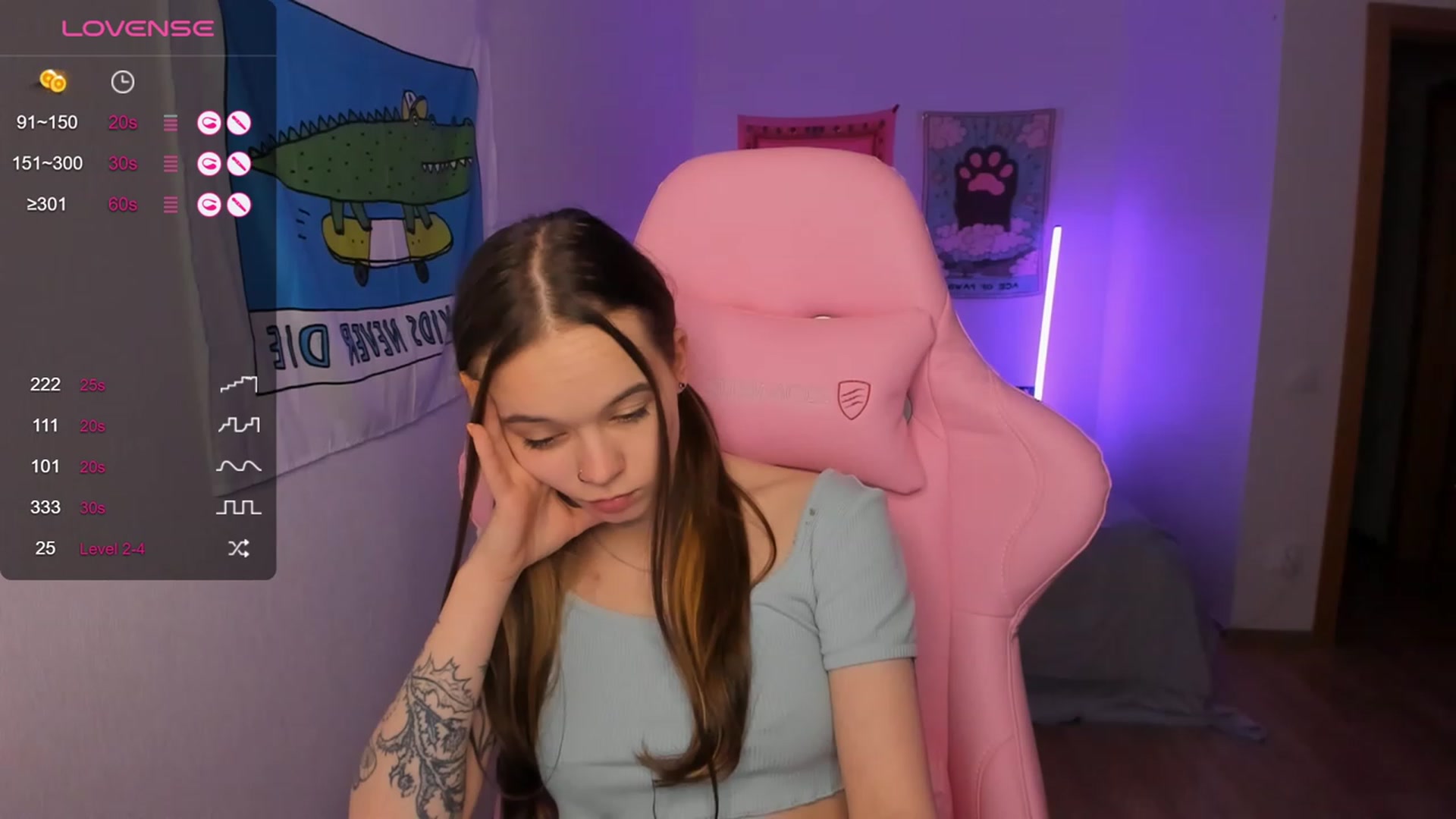 Gallery image thumbnail from Kate_Young's myfreecams stream on, 11/13/2023, 07:16 image 15 of 20