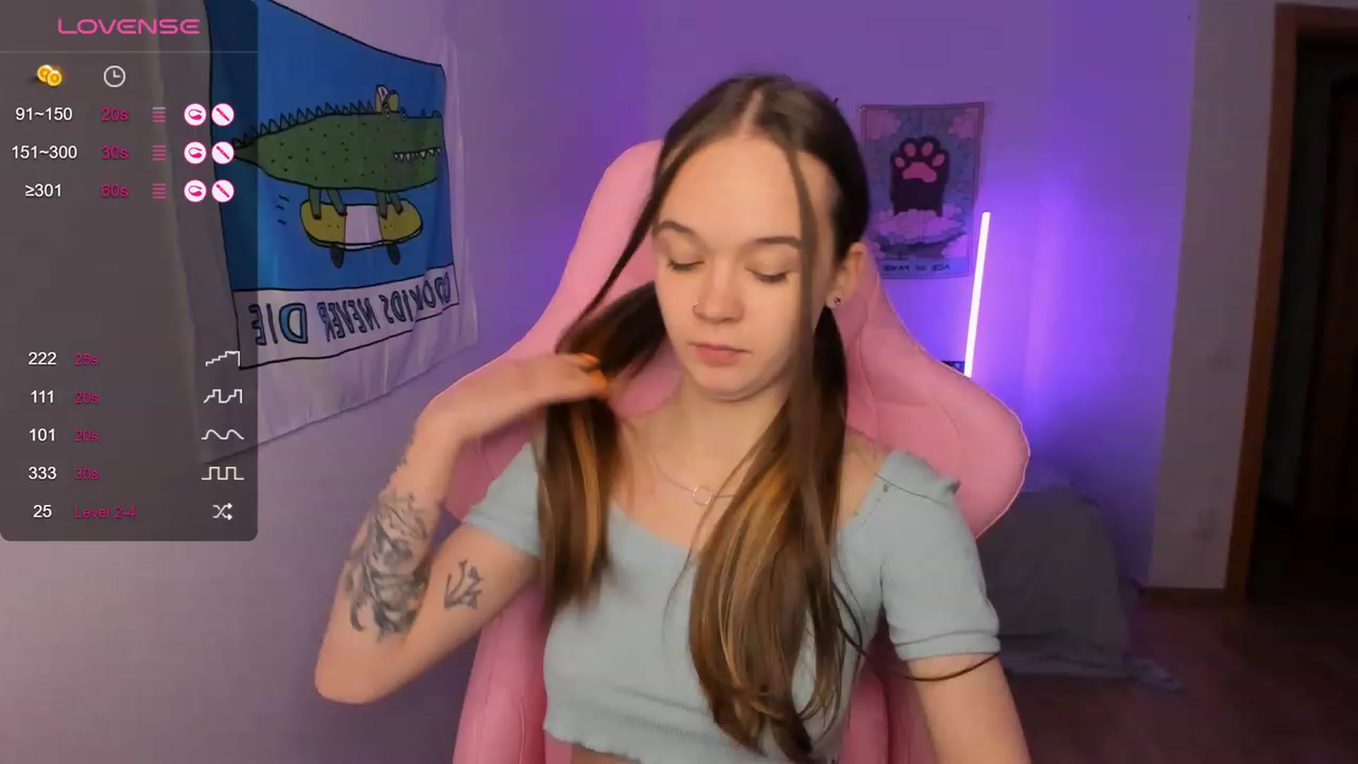 Gallery image thumbnail from Kate_Young's myfreecams stream on, 11/13/2023, 07:16 image 12 of 20