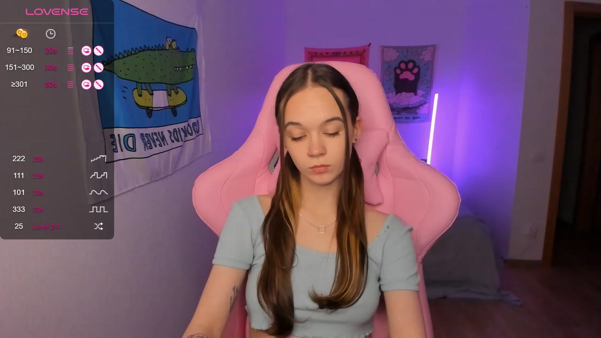 Gallery image thumbnail from Kate_Young's myfreecams stream on, 11/13/2023, 07:16 image 14 of 20
