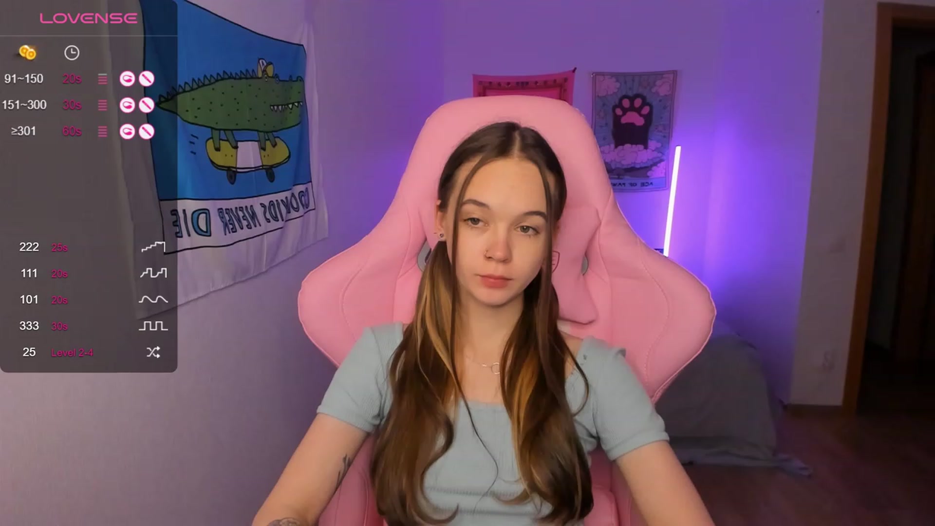 Gallery image thumbnail from Kate_Young's myfreecams stream on, 11/13/2023, 07:16 image 18 of 20