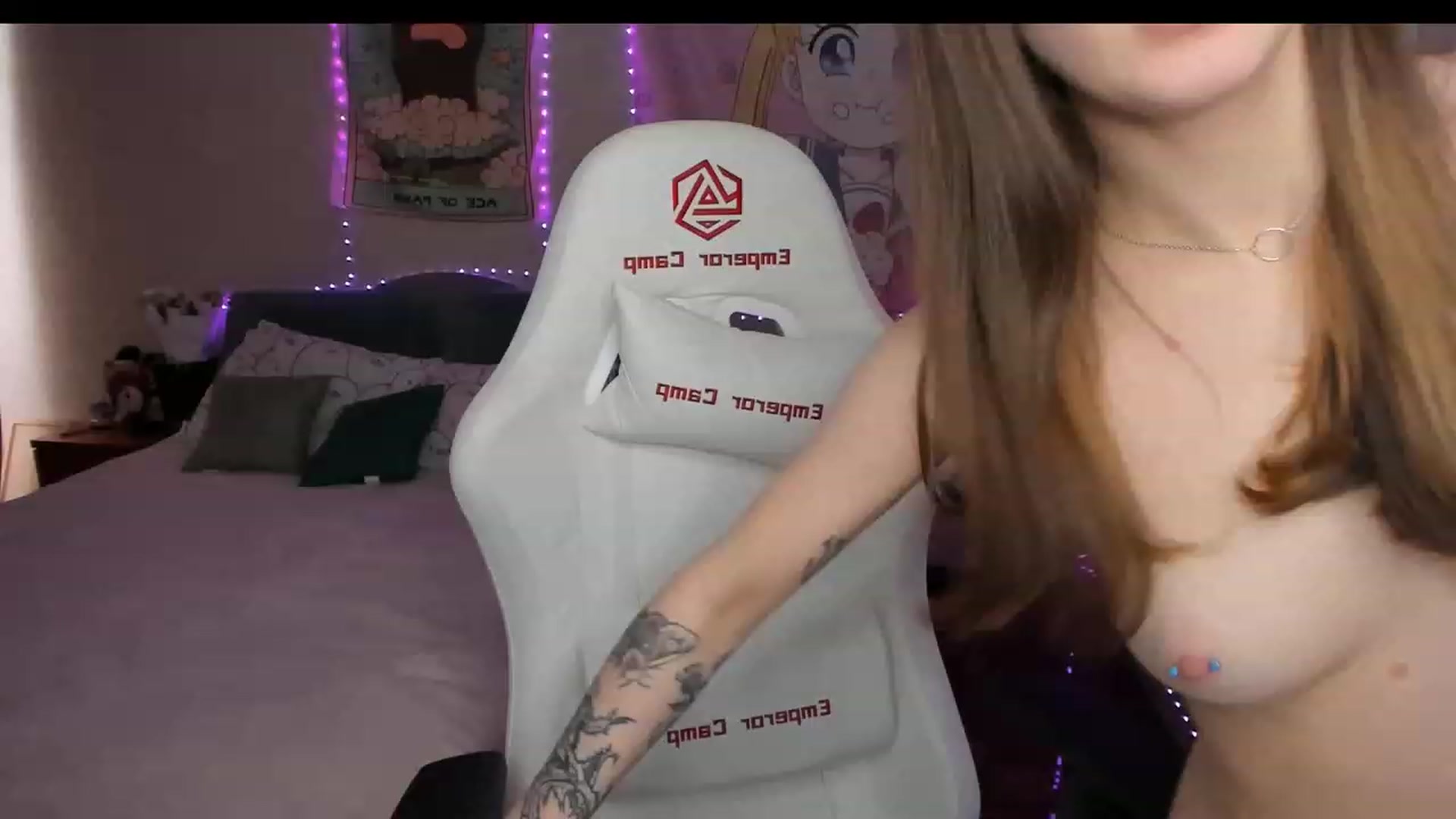 Gallery image thumbnail from Kate_Young's myfreecams stream on, 02/07/2024, 07:33 image 17 of 20