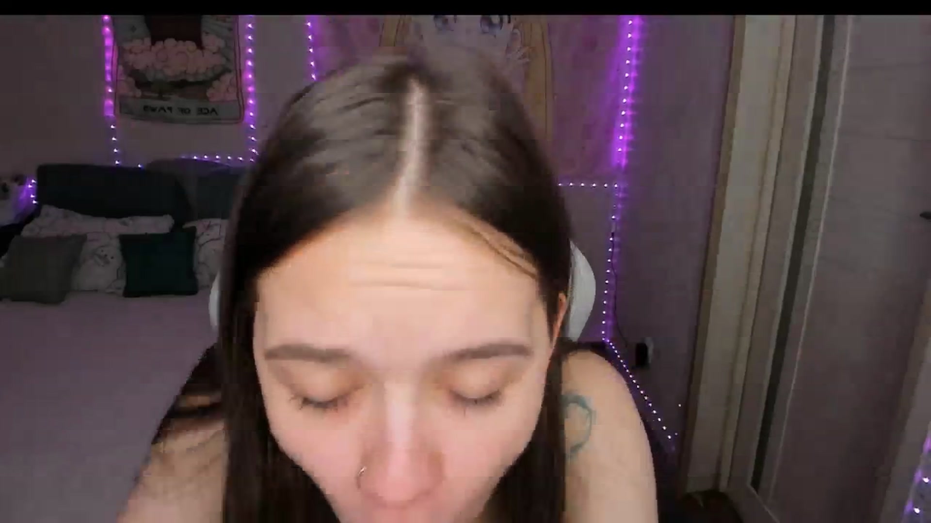 Gallery image thumbnail from Kate_Young's myfreecams stream on, 02/21/2024, 07:25 image 12 of 20