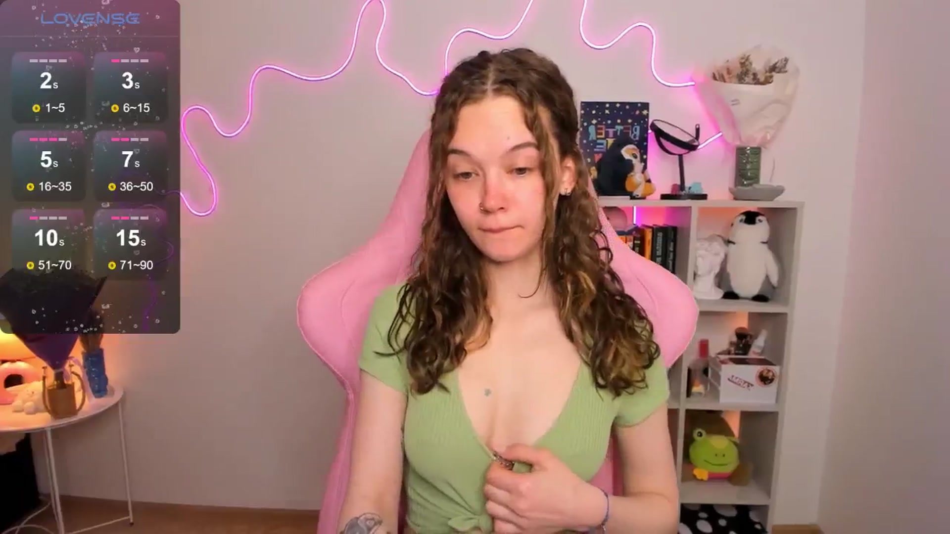 Gallery image thumbnail from Kate_Young's myfreecams stream on, 05/15/2024, 04:54 image 18 of 20