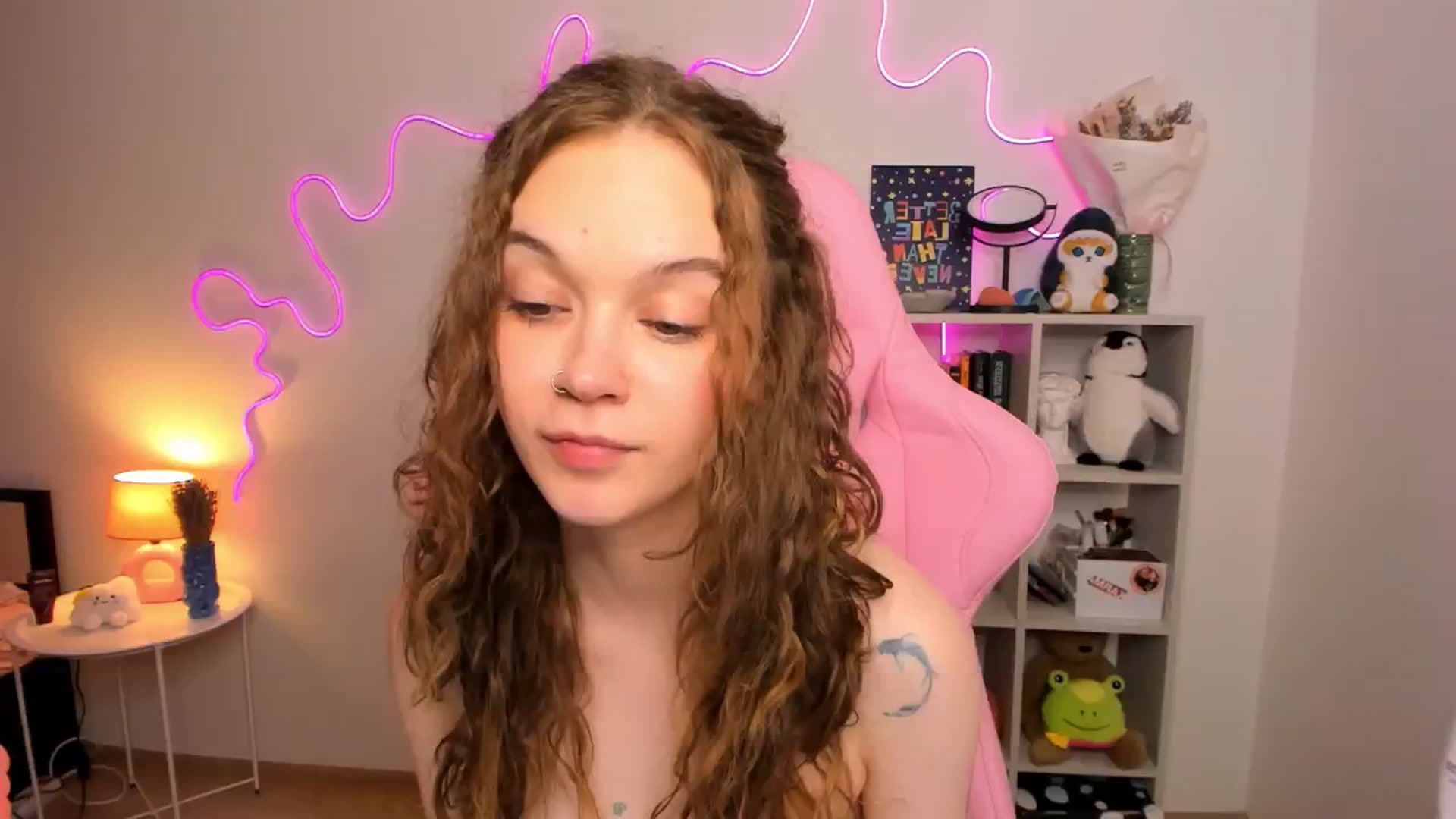 Gallery image thumbnail from Kate_Young's myfreecams stream on, 06/06/2024, 06:36 image 16 of 20