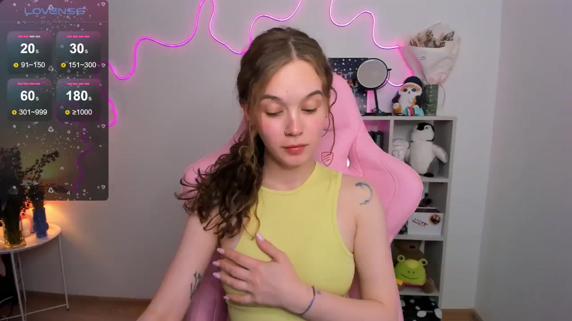 Gallery image thumbnail from Kate_Young's myfreecams stream on, 06/13/2024, 19:02 image 1 of 20