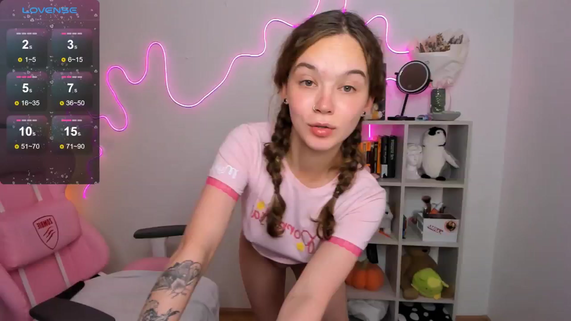 Gallery image thumbnail from Kate_Young's myfreecams stream on, 08/07/2024, 05:21 image 3 of 20