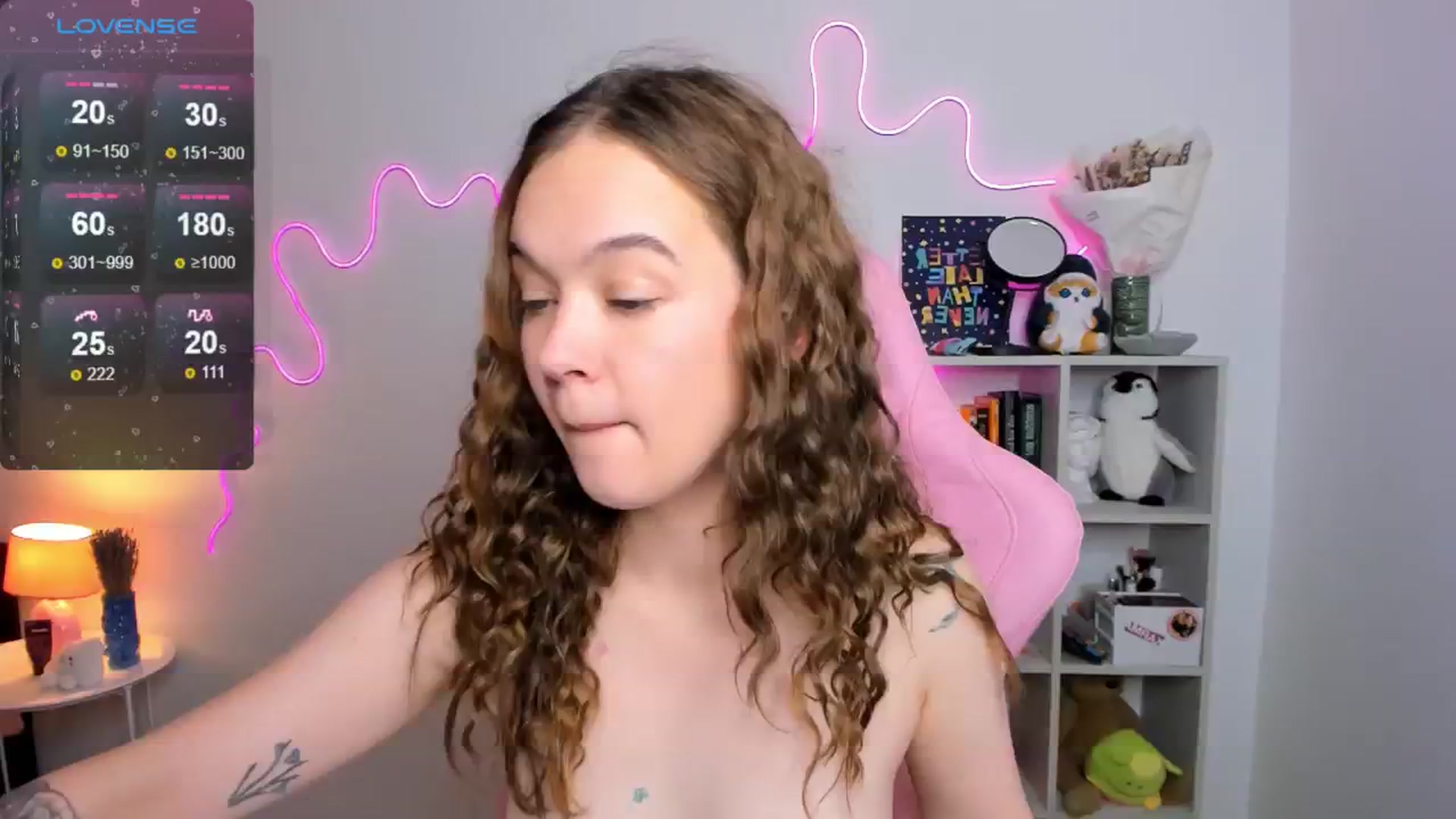 Gallery image thumbnail from Kate_Young's myfreecams stream on, 08/21/2024, 05:29 image 14 of 20