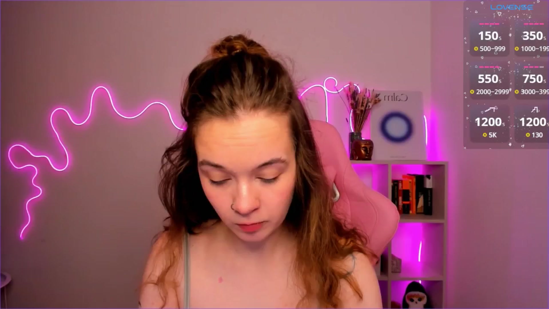 Gallery image thumbnail from Kate_Young's myfreecams stream on, 04/18/2025, 07:18 image 18 of 20