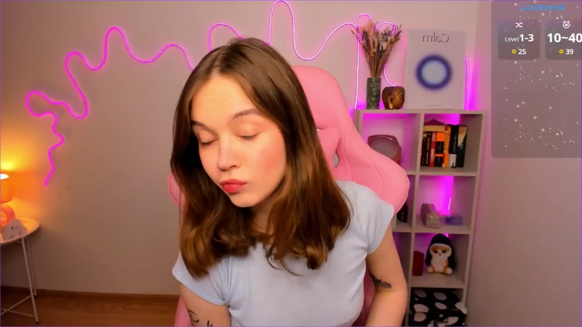 Gallery image thumbnail from Kate_Young's myfreecams stream on, 06/02/2025, 07:04 image 7 of 20