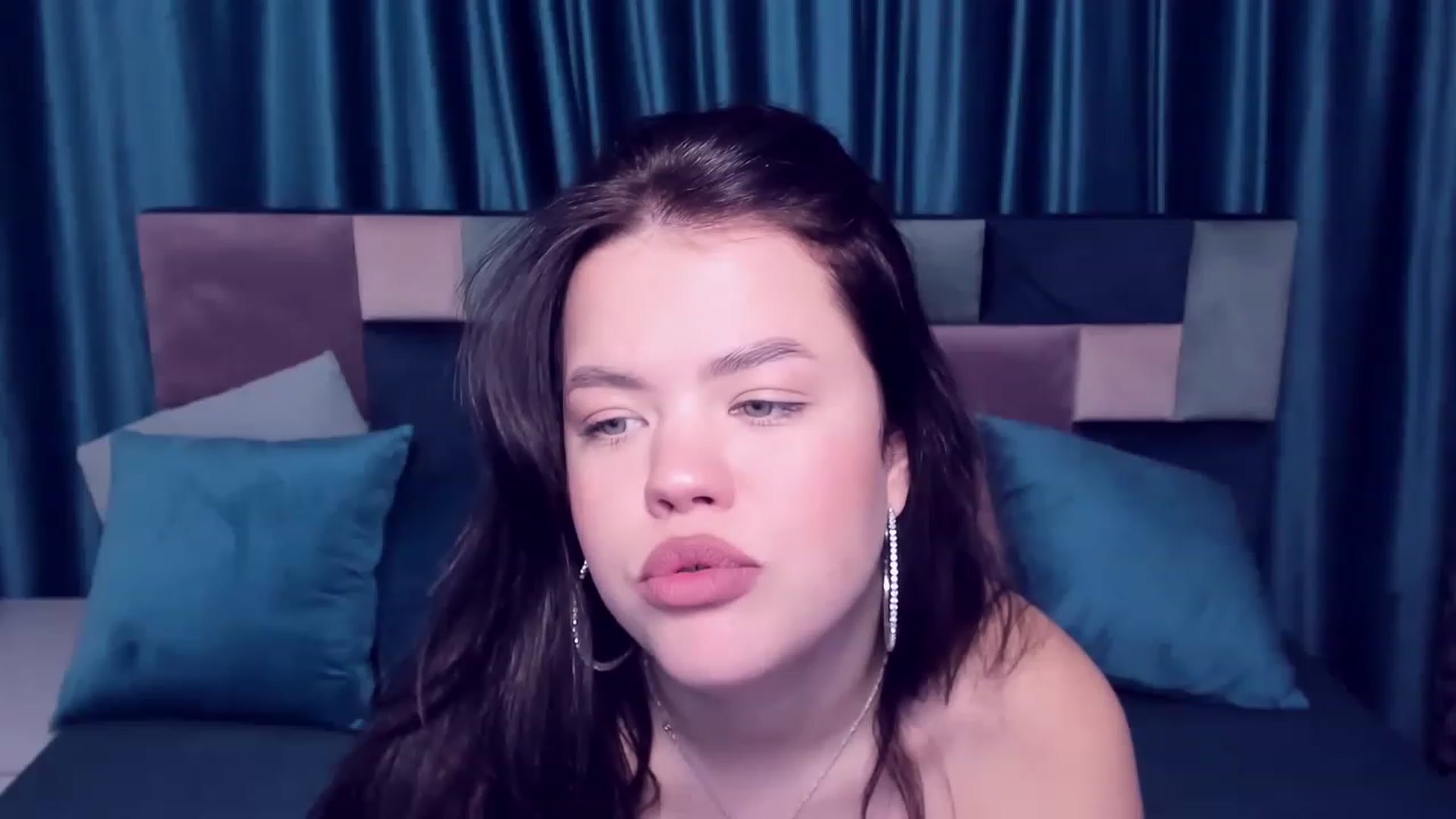 Gallery image thumbnail from Kateblaire_1's myfreecams stream on, 11/27/2022, 11:36 image 1 of 20