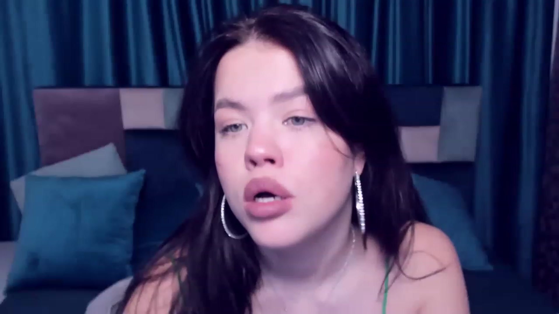 Gallery image thumbnail from Kateblaire_1's myfreecams stream on, 11/27/2022, 13:30 image 4 of 20