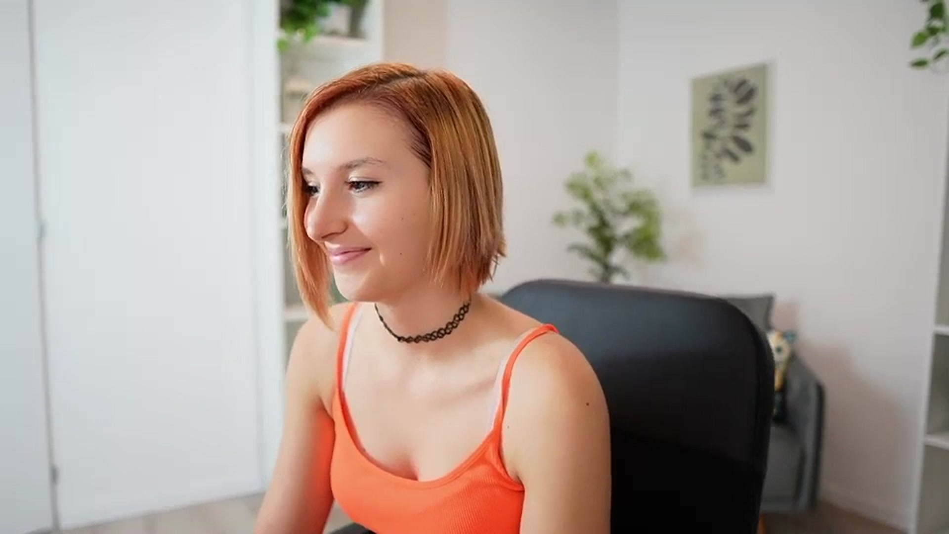 Gallery image thumbnail from Katei_England's myfreecams stream on, 10/14/2023, 12:27 image 10 of 20