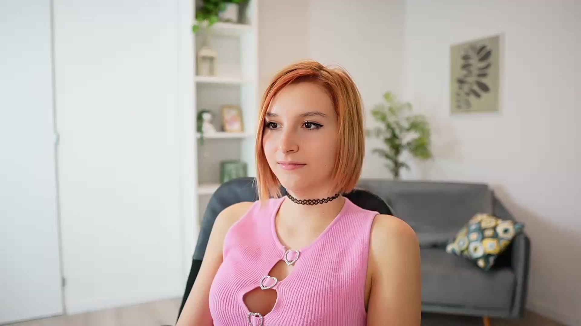 Gallery image thumbnail from Katei_England's myfreecams stream on, 10/15/2023, 12:42 image 17 of 20