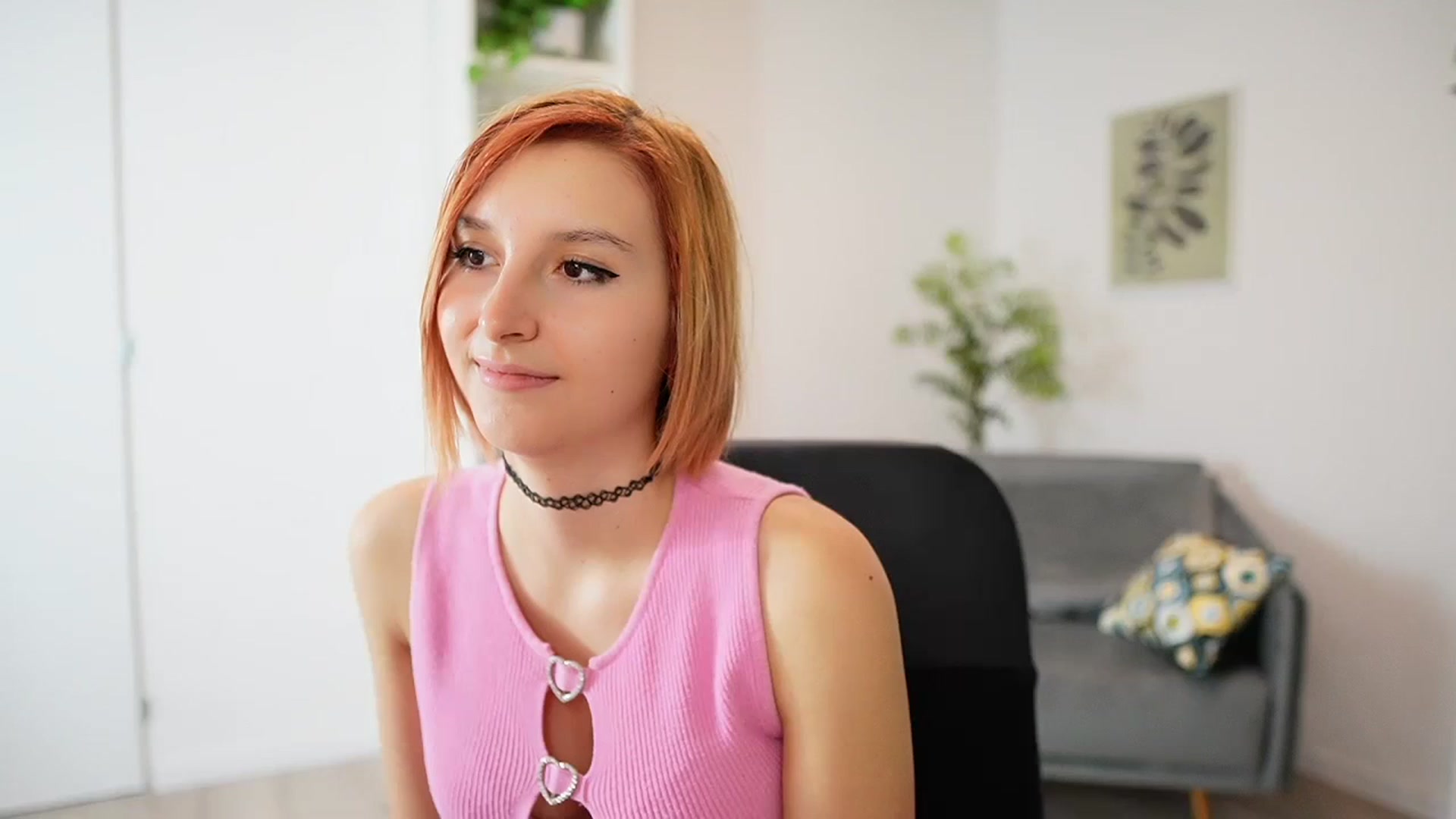 Gallery image thumbnail from Katei_England's myfreecams stream on, 10/15/2023, 13:04 image 7 of 20