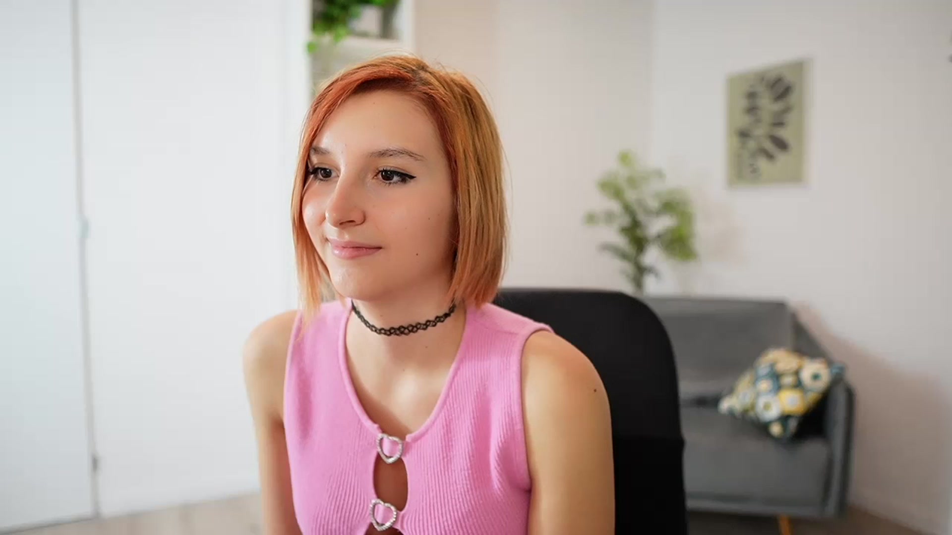 Gallery image thumbnail from Katei_England's myfreecams stream on, 10/15/2023, 13:04 image 8 of 20
