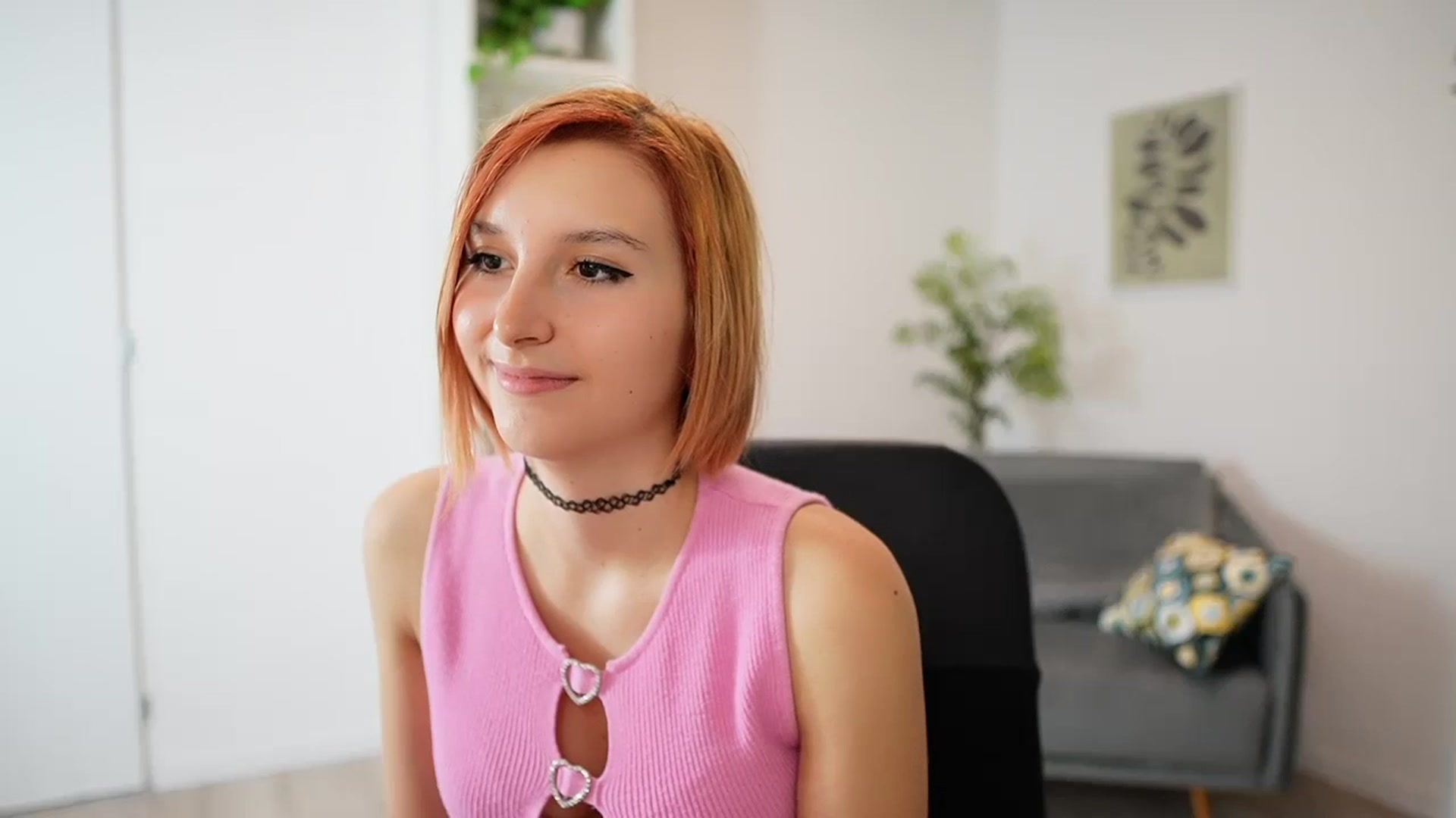 Gallery image thumbnail from Katei_England's myfreecams stream on, 10/15/2023, 13:04 image 10 of 20