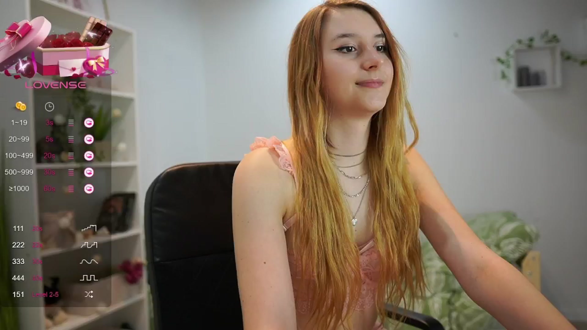 Gallery image thumbnail from Katei_England's myfreecams stream on, 05/20/2024, 12:27 image 4 of 20