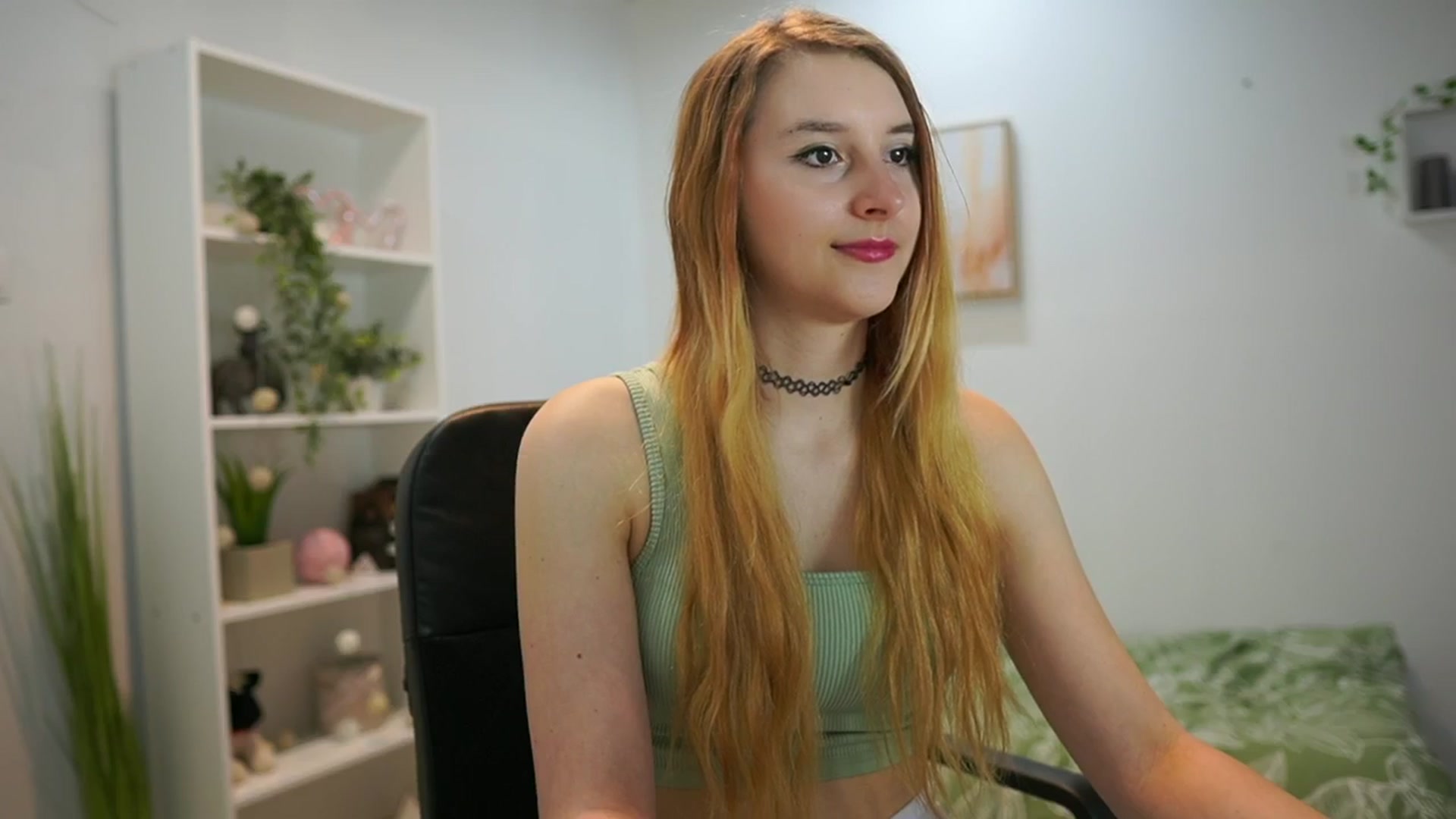 Gallery image thumbnail from Katei_England's myfreecams stream on, 06/05/2024, 09:47 image 4 of 20