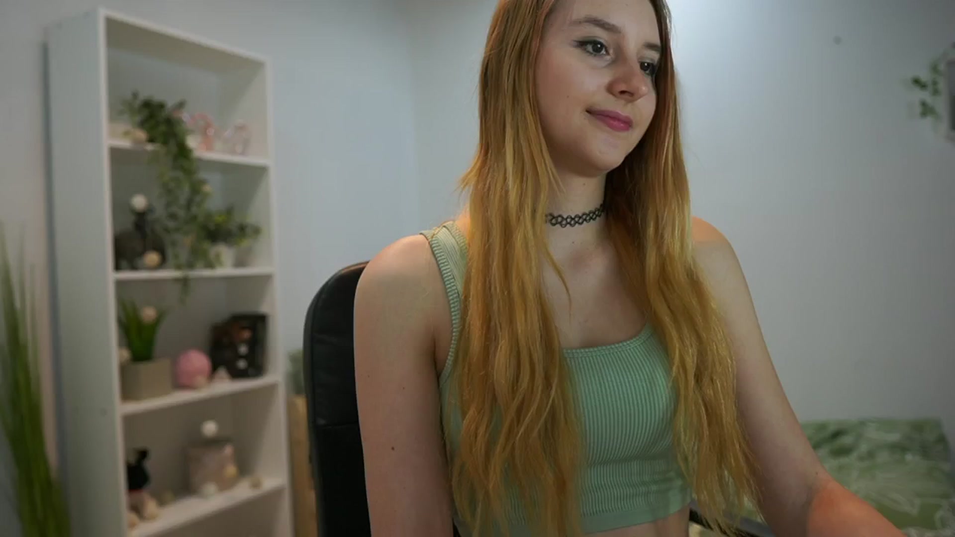 Gallery image thumbnail from Katei_England's myfreecams stream on, 06/05/2024, 11:46 image 11 of 20