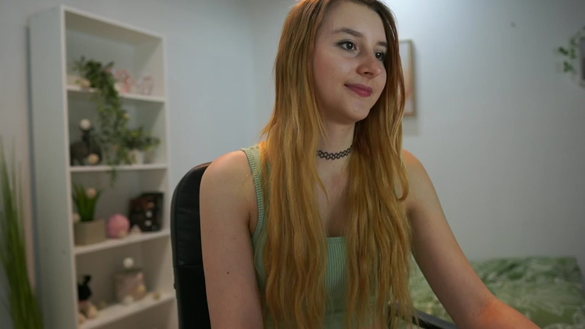 Gallery image thumbnail from Katei_England's myfreecams stream on, 06/05/2024, 11:46 image 16 of 20