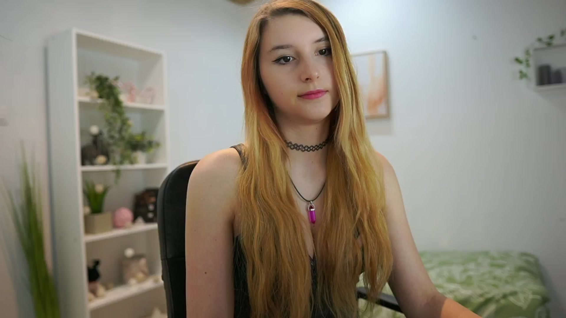 Gallery image thumbnail from Katei_England's myfreecams stream on, 06/06/2024, 10:56 image 3 of 20