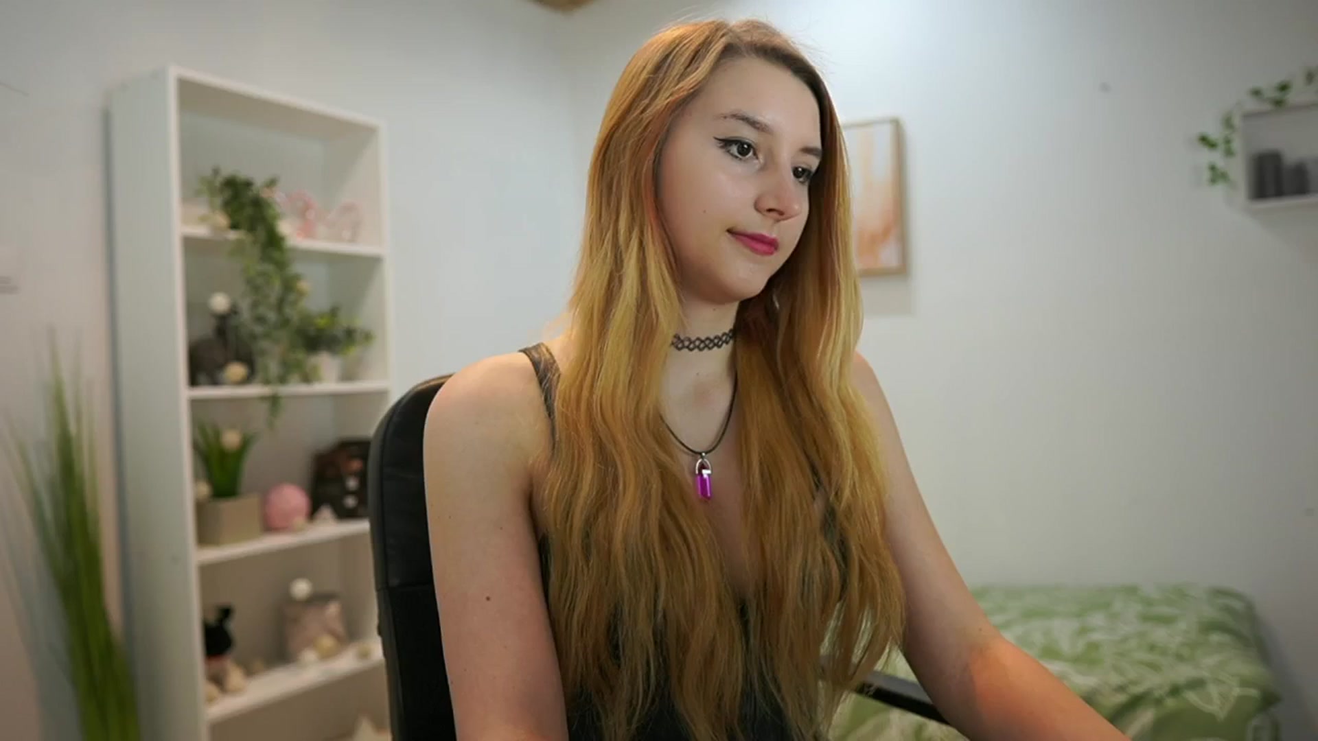 Gallery image thumbnail from Katei_England's myfreecams stream on, 06/06/2024, 10:56 image 2 of 20