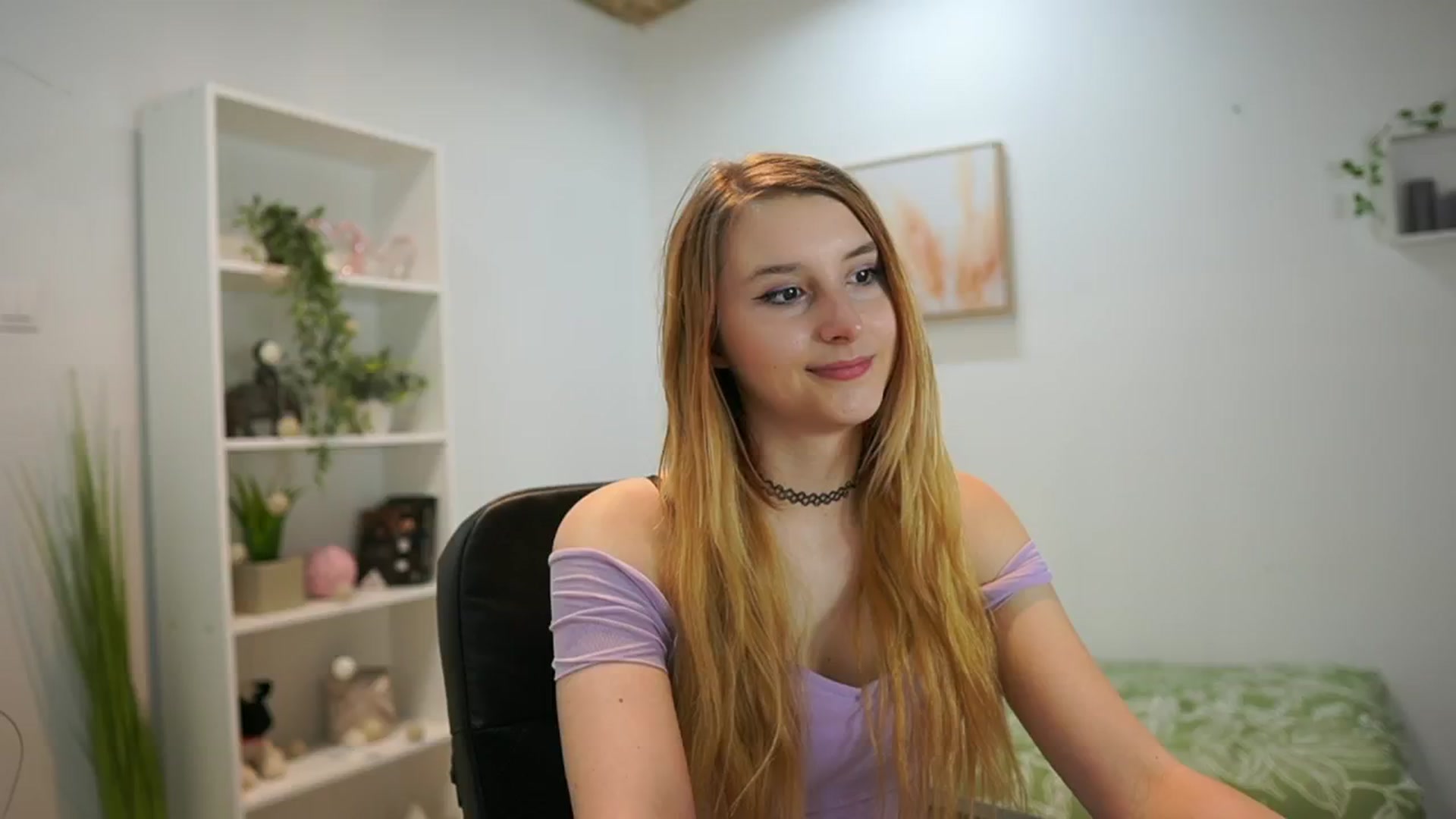 Gallery image thumbnail from Katei_England's myfreecams stream on, 06/10/2024, 14:53 image 15 of 20
