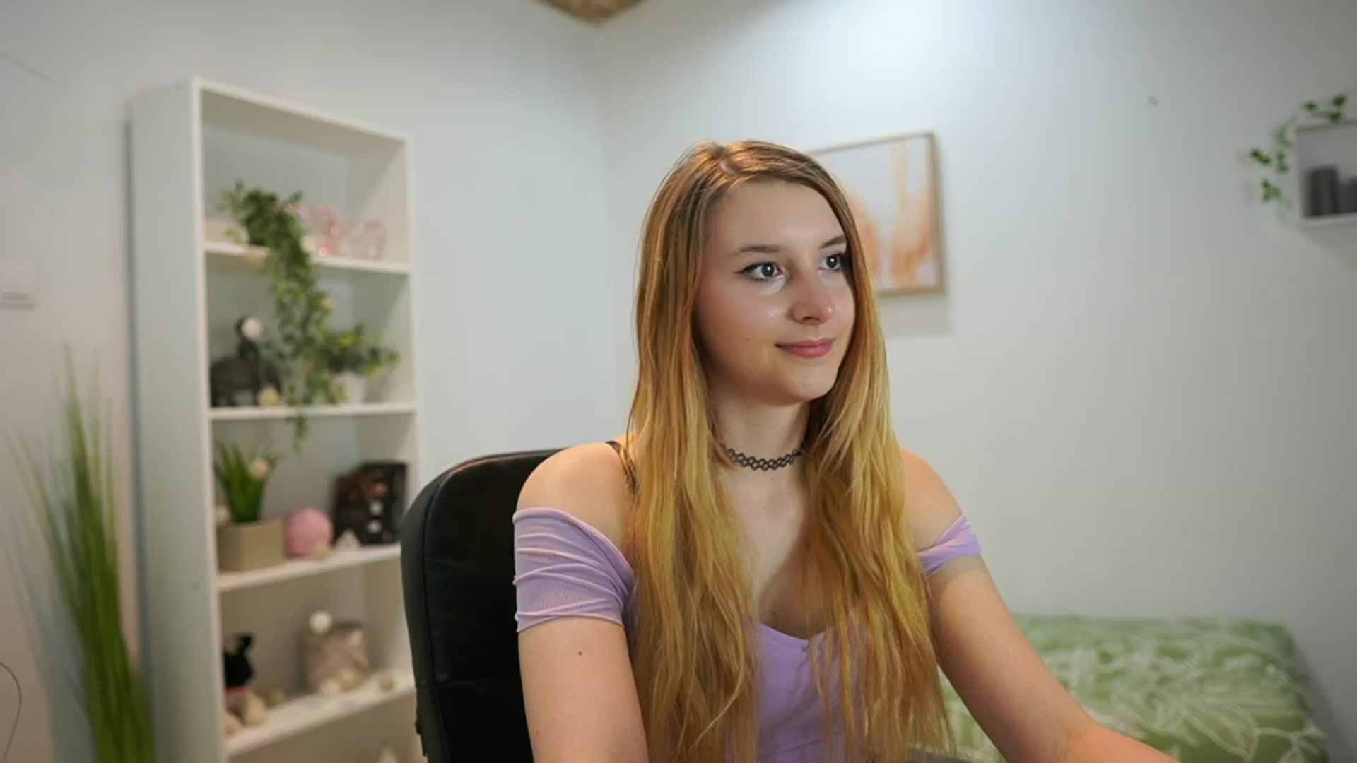 Gallery image thumbnail from Katei_England's myfreecams stream on, 06/10/2024, 14:53 image 18 of 20