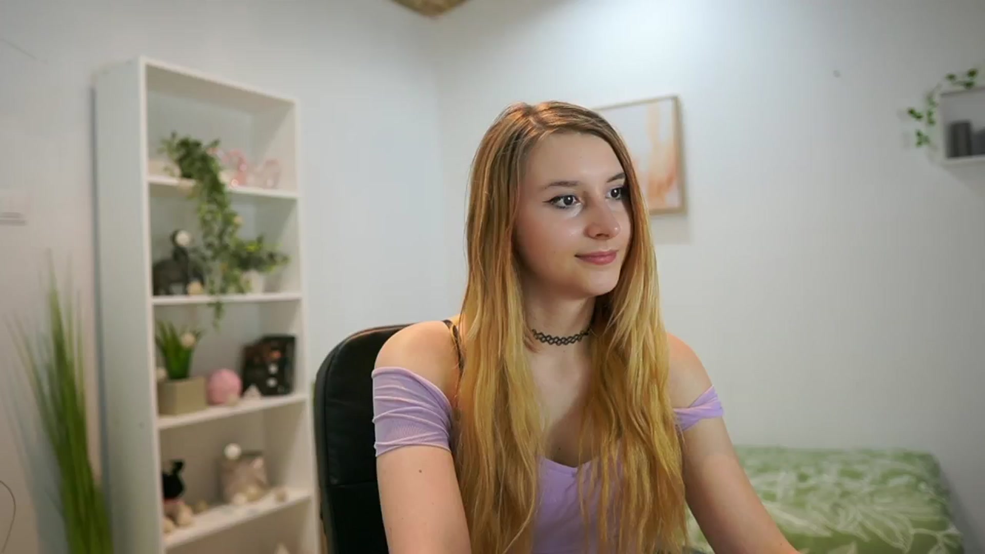 Gallery image thumbnail from Katei_England's myfreecams stream on, 06/10/2024, 14:53 image 20 of 20