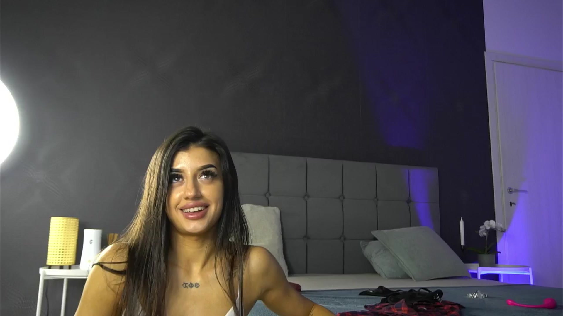 Gallery image thumbnail from KatelynSparks's myfreecams stream on, 08/18/2025, 13:43 image 8 of 20