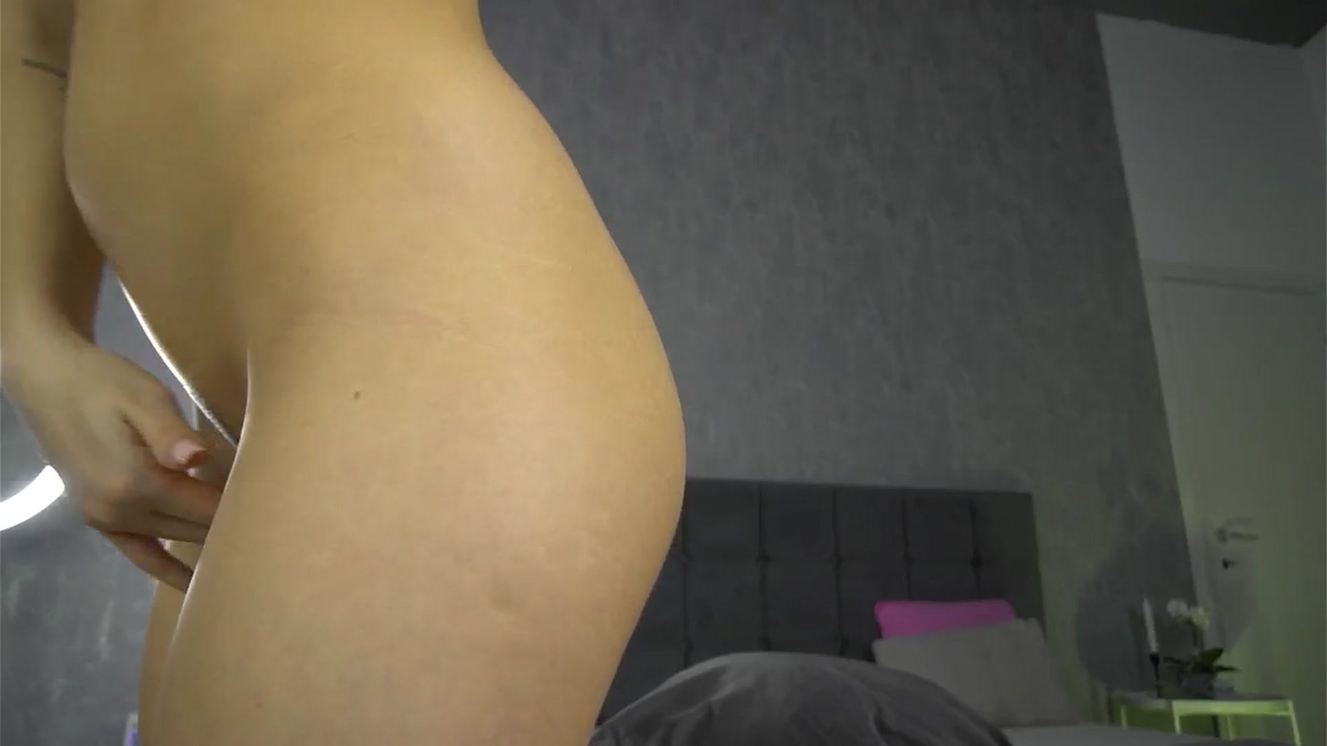 Gallery image thumbnail from KatelynSparks's myfreecams stream on, 12/30/2025, 11:56 image 9 of 20