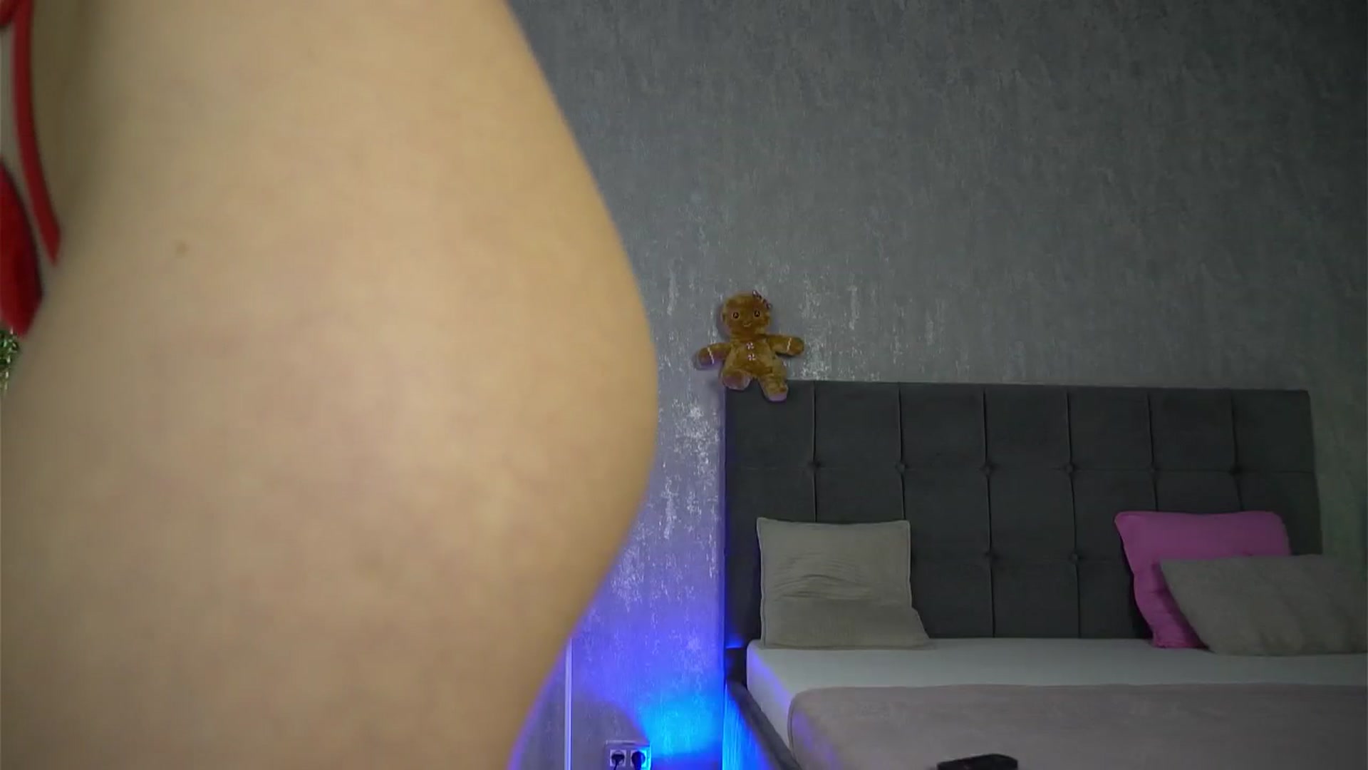 Gallery image thumbnail from KatelynSparks's myfreecams stream on, 01/03/2026, 14:29 image 19 of 20