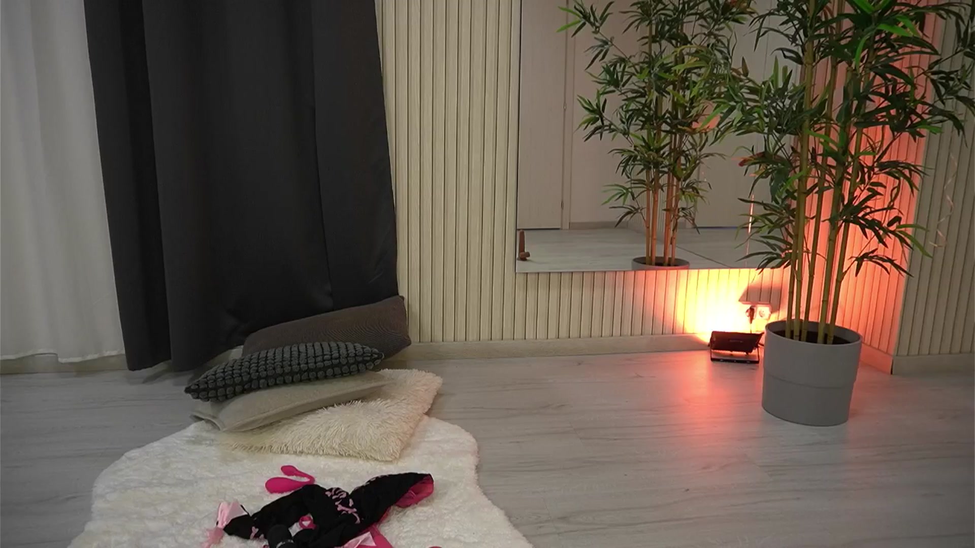 Gallery image thumbnail from KatelynSparks's myfreecams stream on, 02/26/2026, 12:20 image 12 of 20