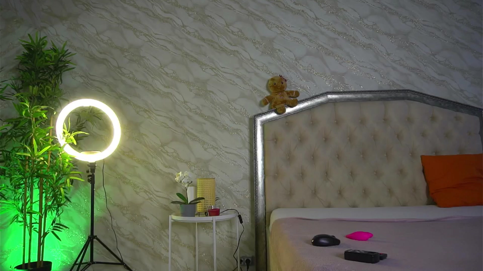 Gallery image thumbnail from KatelynSparks's myfreecams stream on, 03/12/2026, 14:35 image 13 of 20