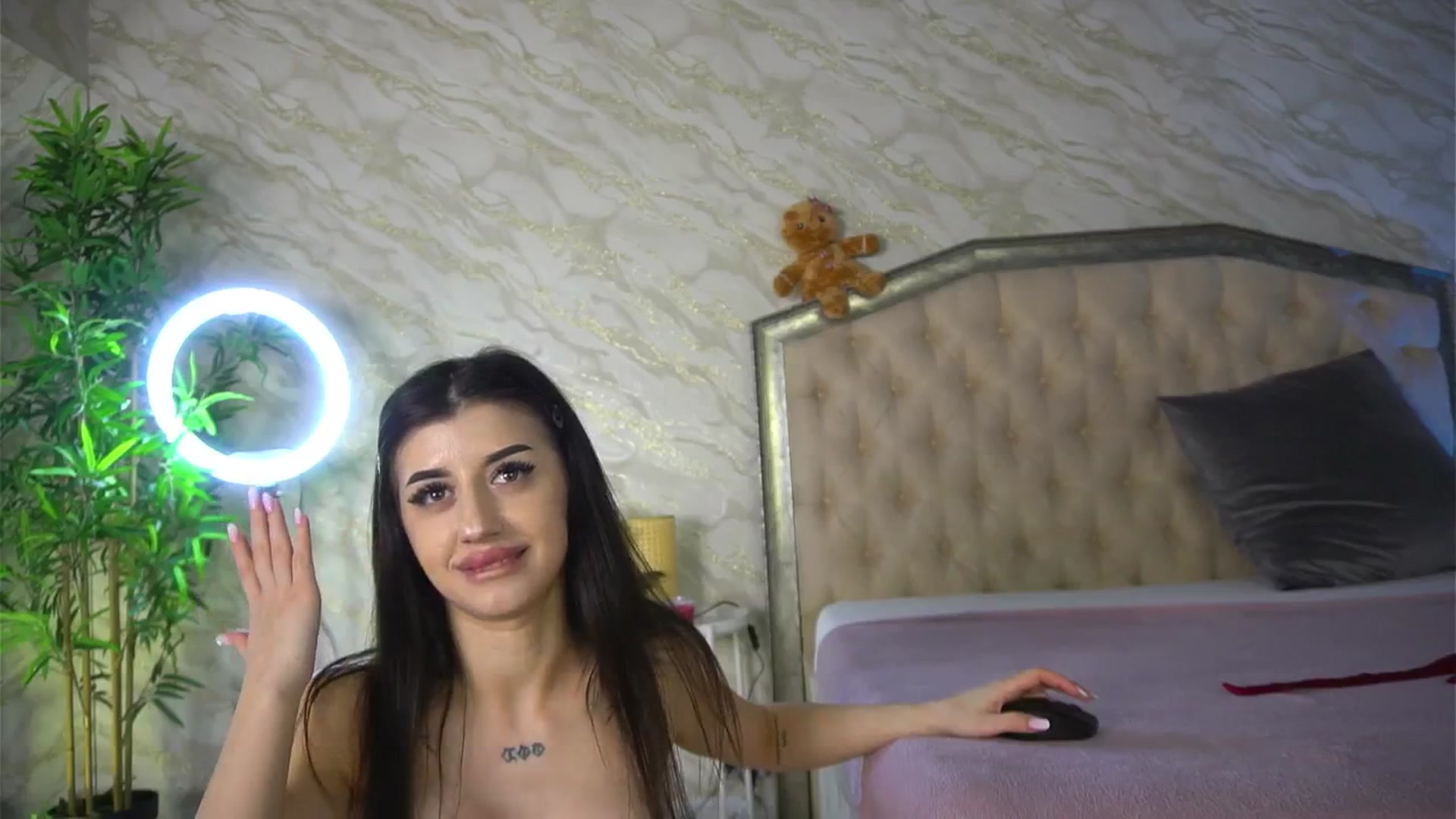Gallery image thumbnail from KatelynSparks's myfreecams stream on, 03/31/2026, 10:28 image 19 of 20